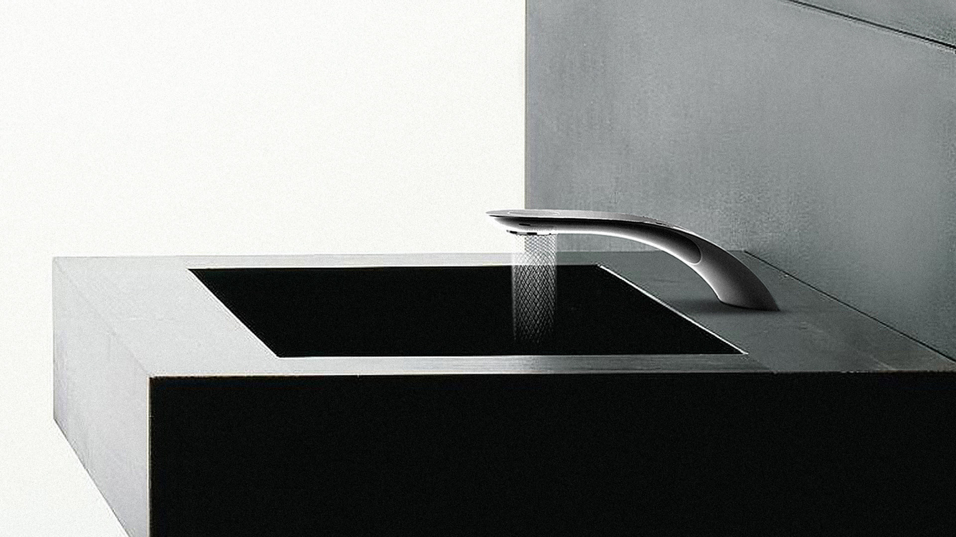 This Mesmerizing Faucet Saves Water By Creating Beautiful Spirals