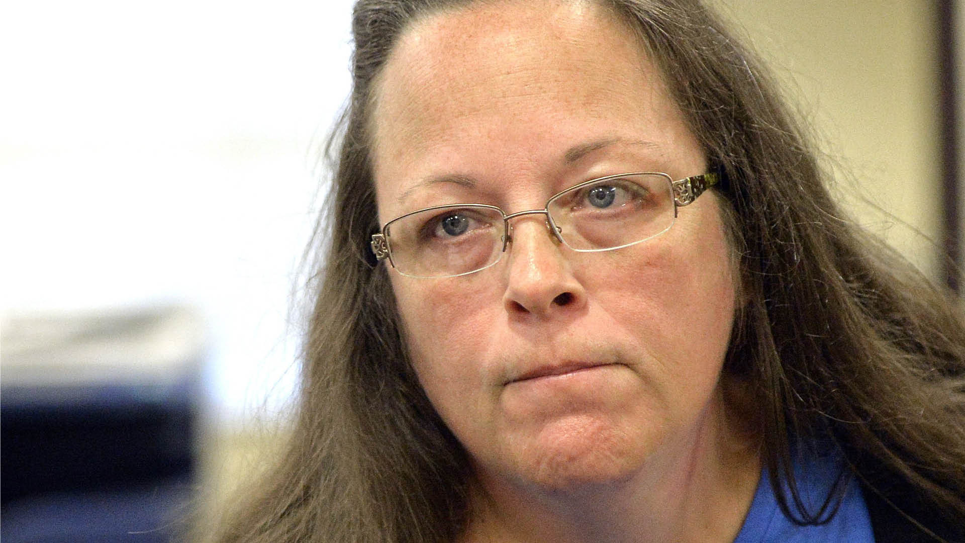 Should The Kentucky Clerk Who Refuses To Issue Same Sex Marriage