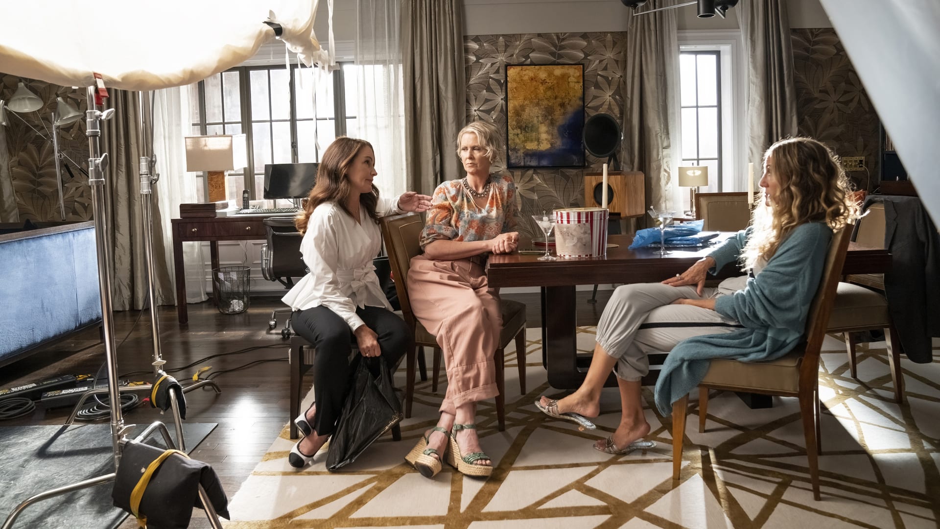 The Secret Behind The Eye Popping Outfits In The Sex And The City Reboot They Re Used Fast