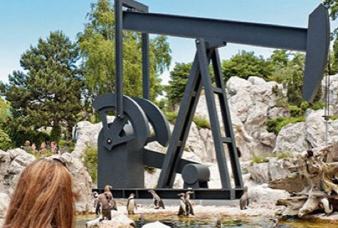 Unnatural Habitats: Rethinking the Modern Zoo