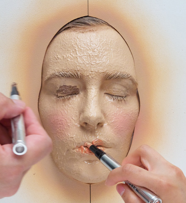 MAKEUP