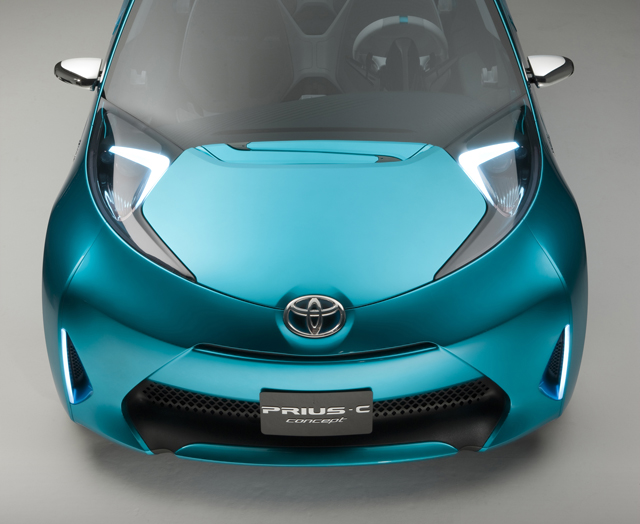 Prius-C-Ext-2