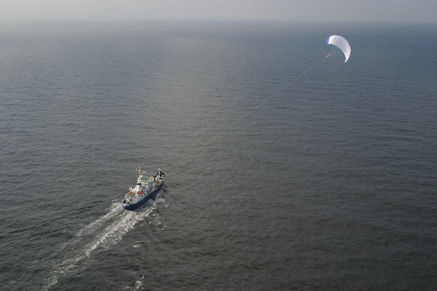 SkySails_Aerial_Photo_Beaufort_3_without_Logo.jpg