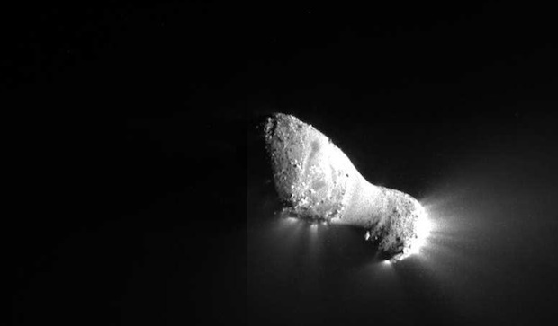 NASA comet image