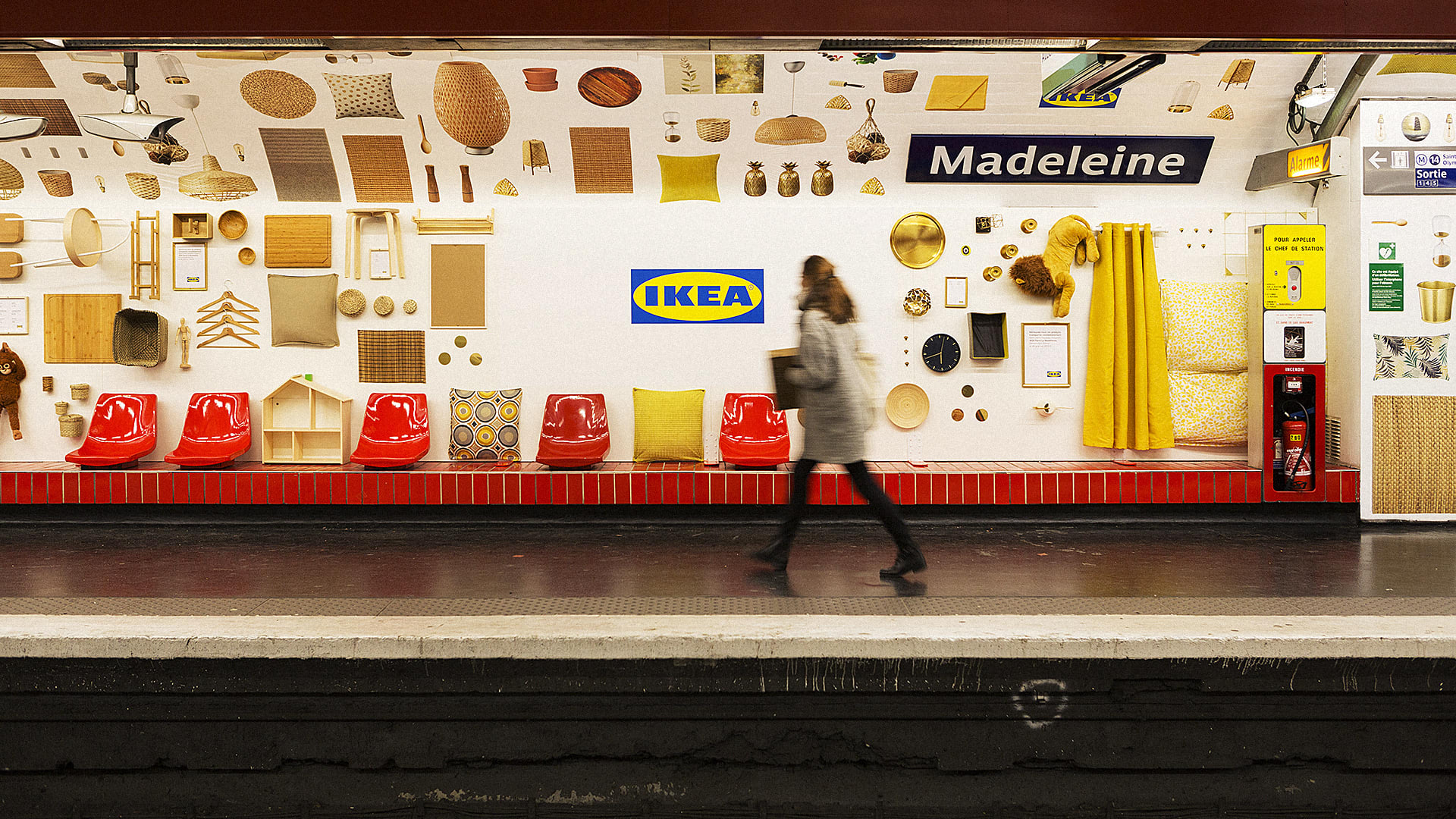 https://images.fastcompany.com/image/upload/f_auto%2Cq_auto%2Cc_fit/wp-cms/uploads/2019/05/p-1-90346968-ikea-turns-paris-subway-station-into-a-showroom.jpg