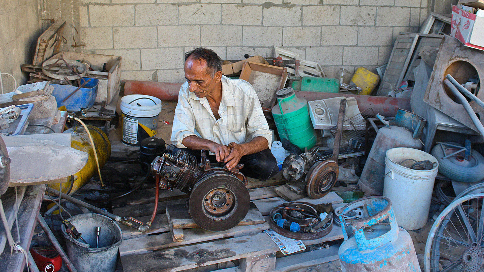 The DIY Inventors Finding Ways To Make Small Improvements To Life In Gaza