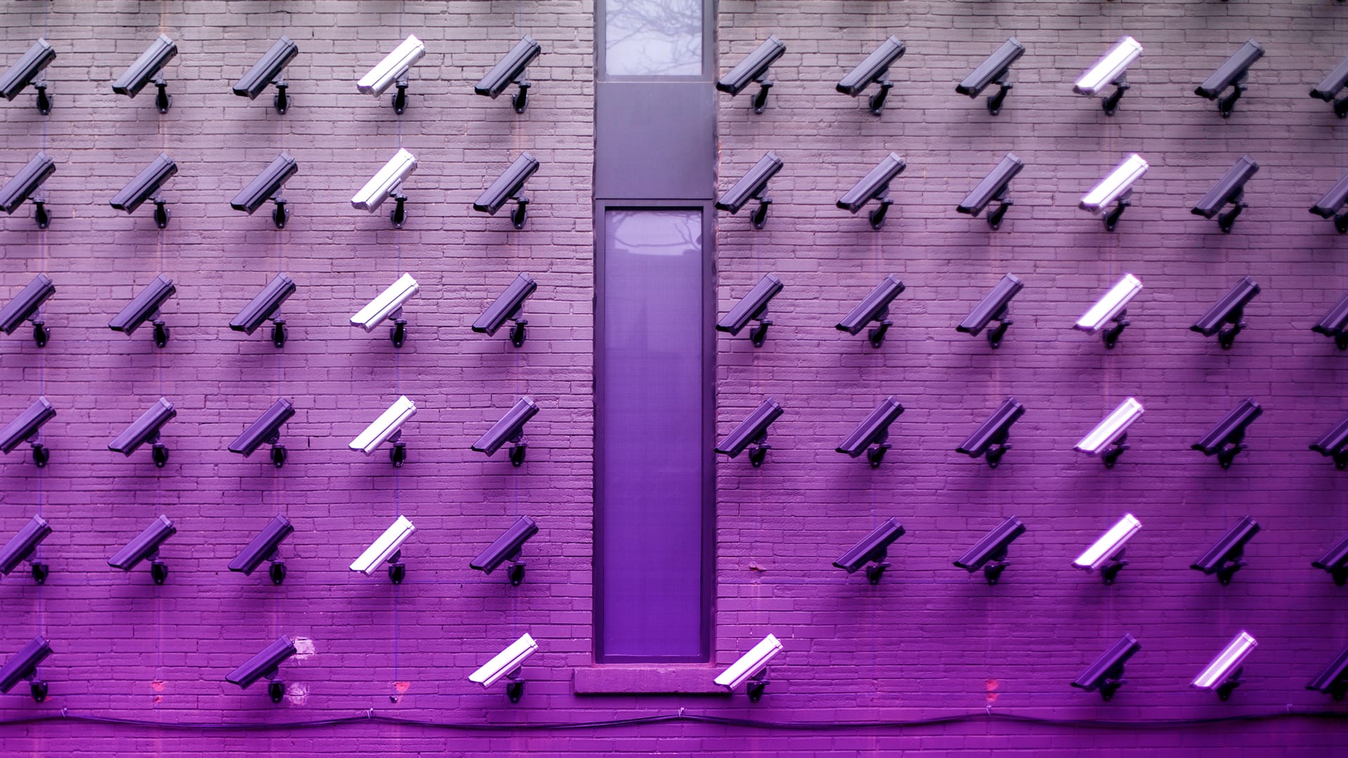 These 2 loopholes in the new spying bill help the U.S. spy on Americans