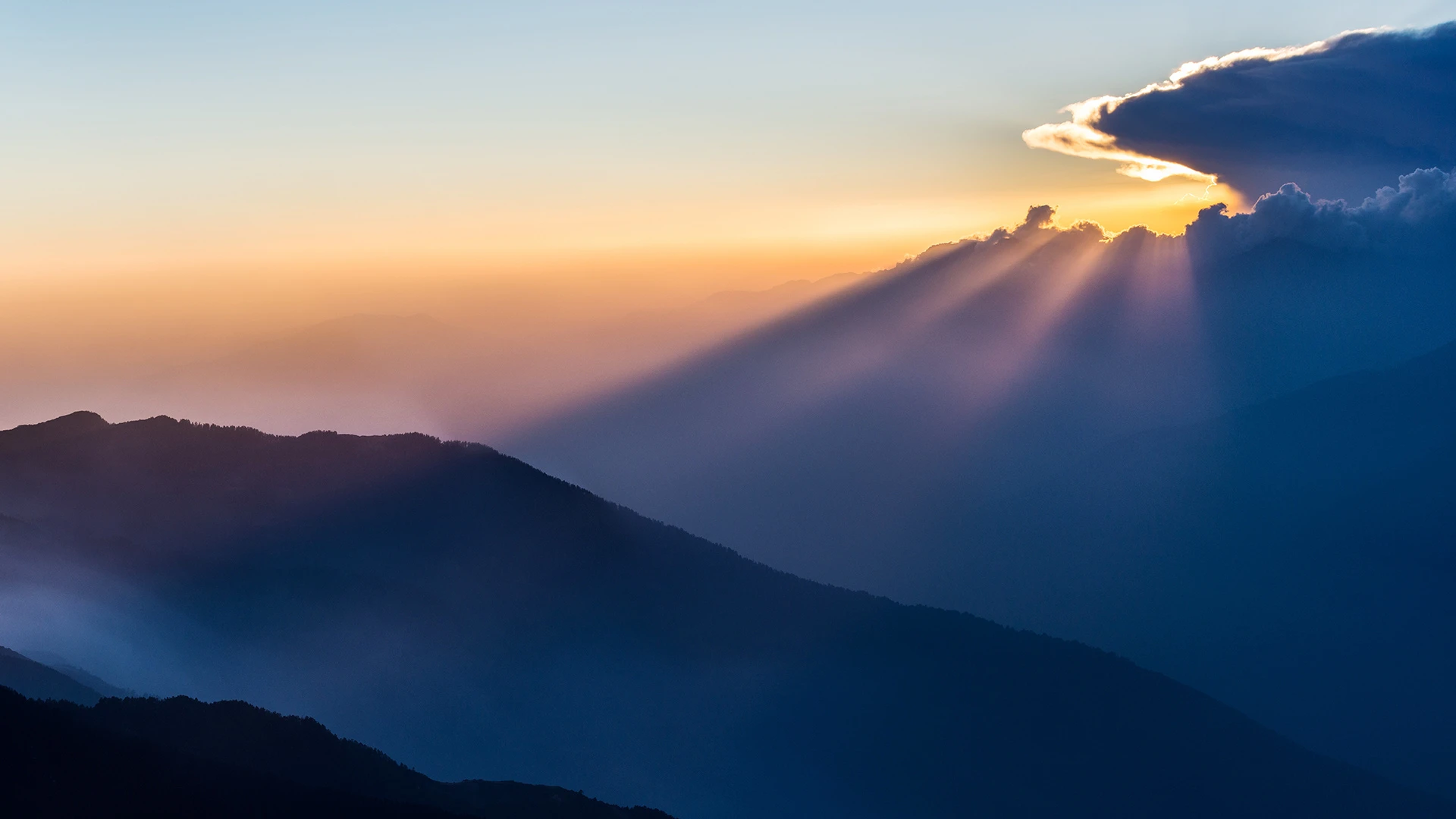 Why do we still have Daylight Saving Time? Here's what the government