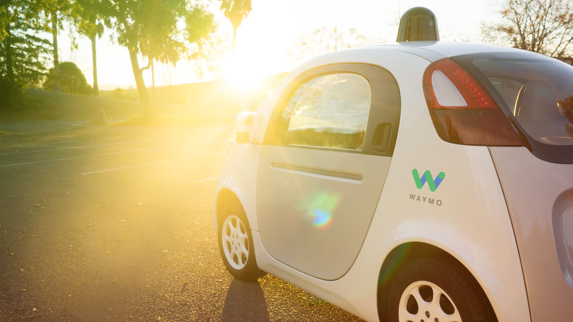 Apple poaches top Waymo engineer to catch up in the self-driving car race