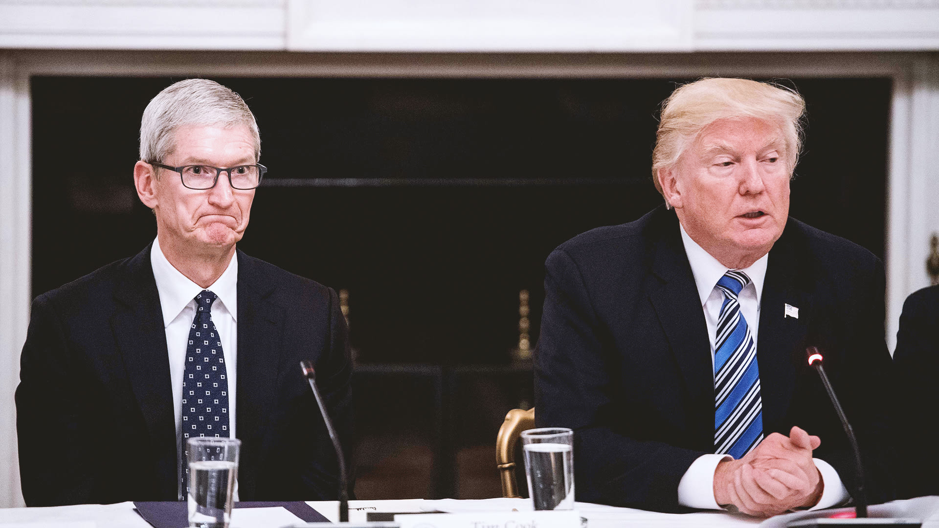 Trump threatens a 25% tariff on the iPhone and Apple laptops