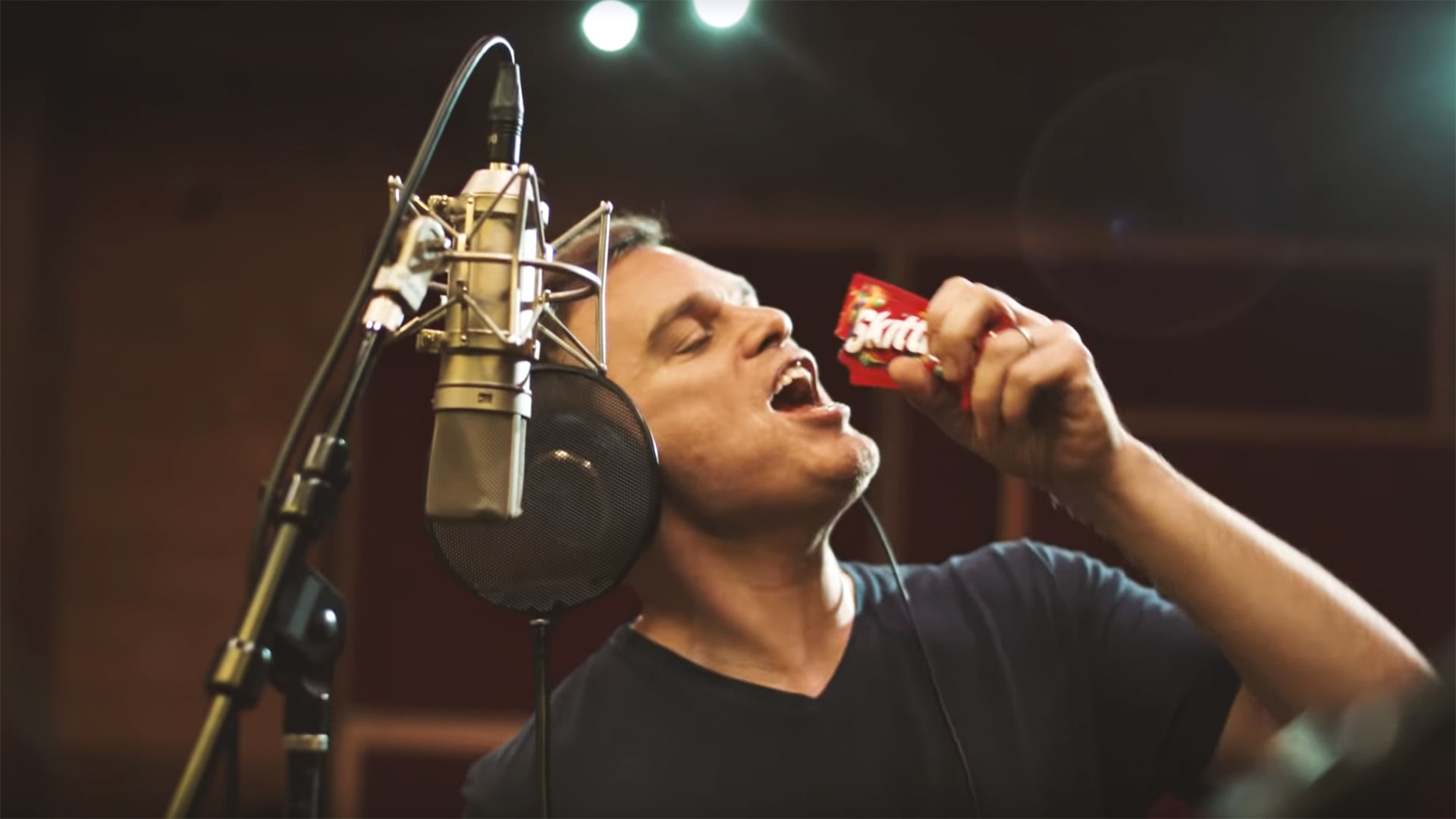 Skittles ruins ruining advertising by singing “Advertising Ruins Everything,” which is great