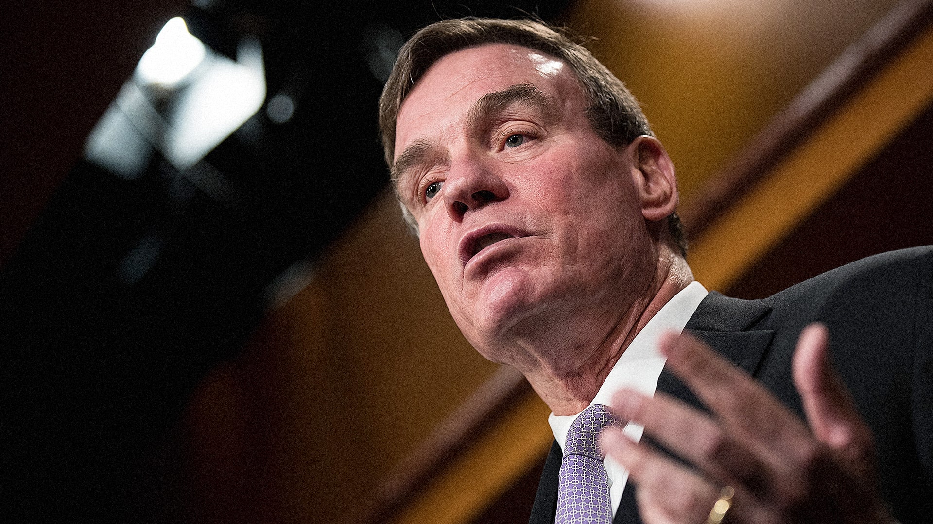 Senator Mark Warner has a new plan to protect gig economy workers