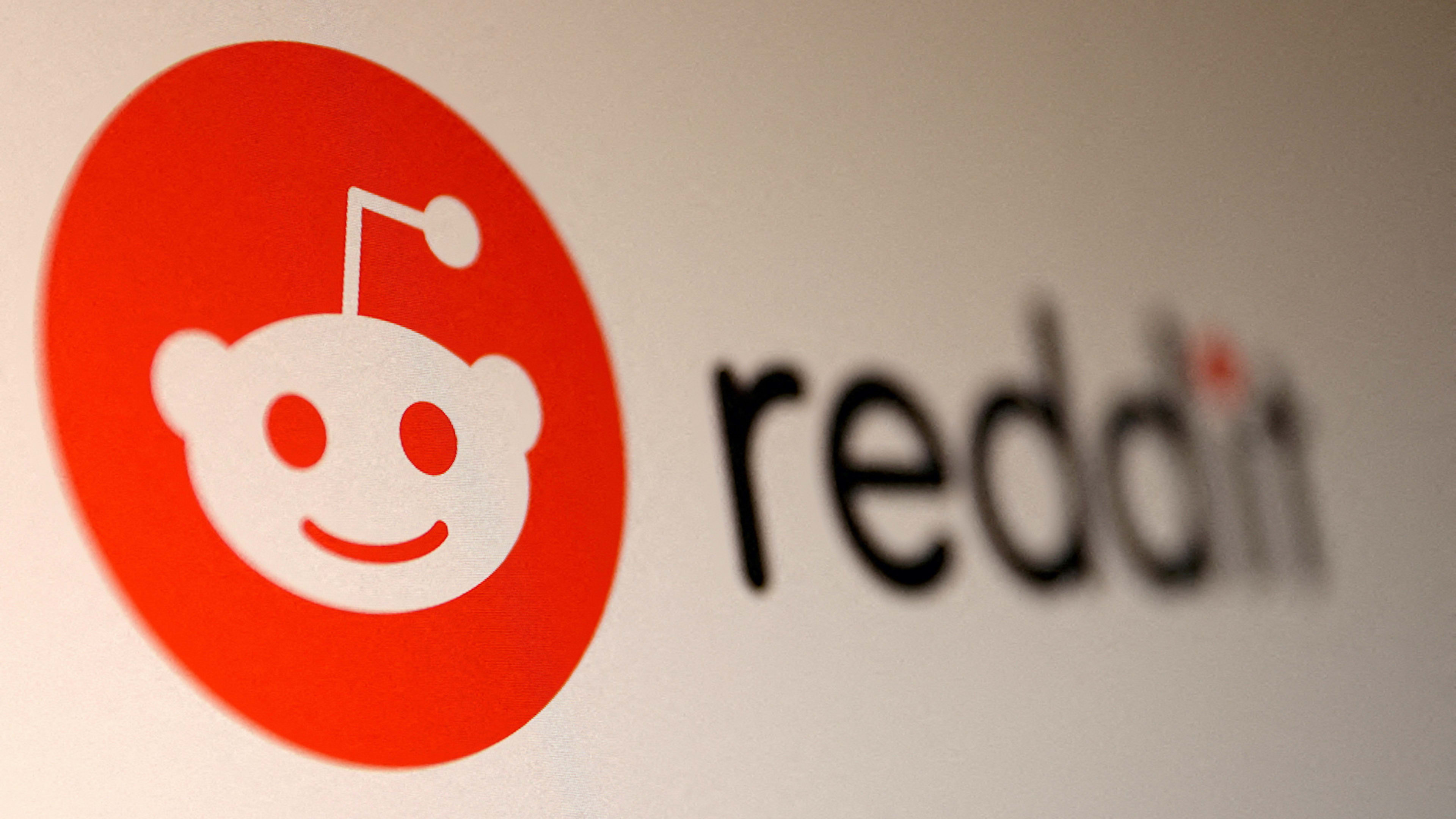 Top Wall Street brokerages start Reddit coverage but remain doubtful