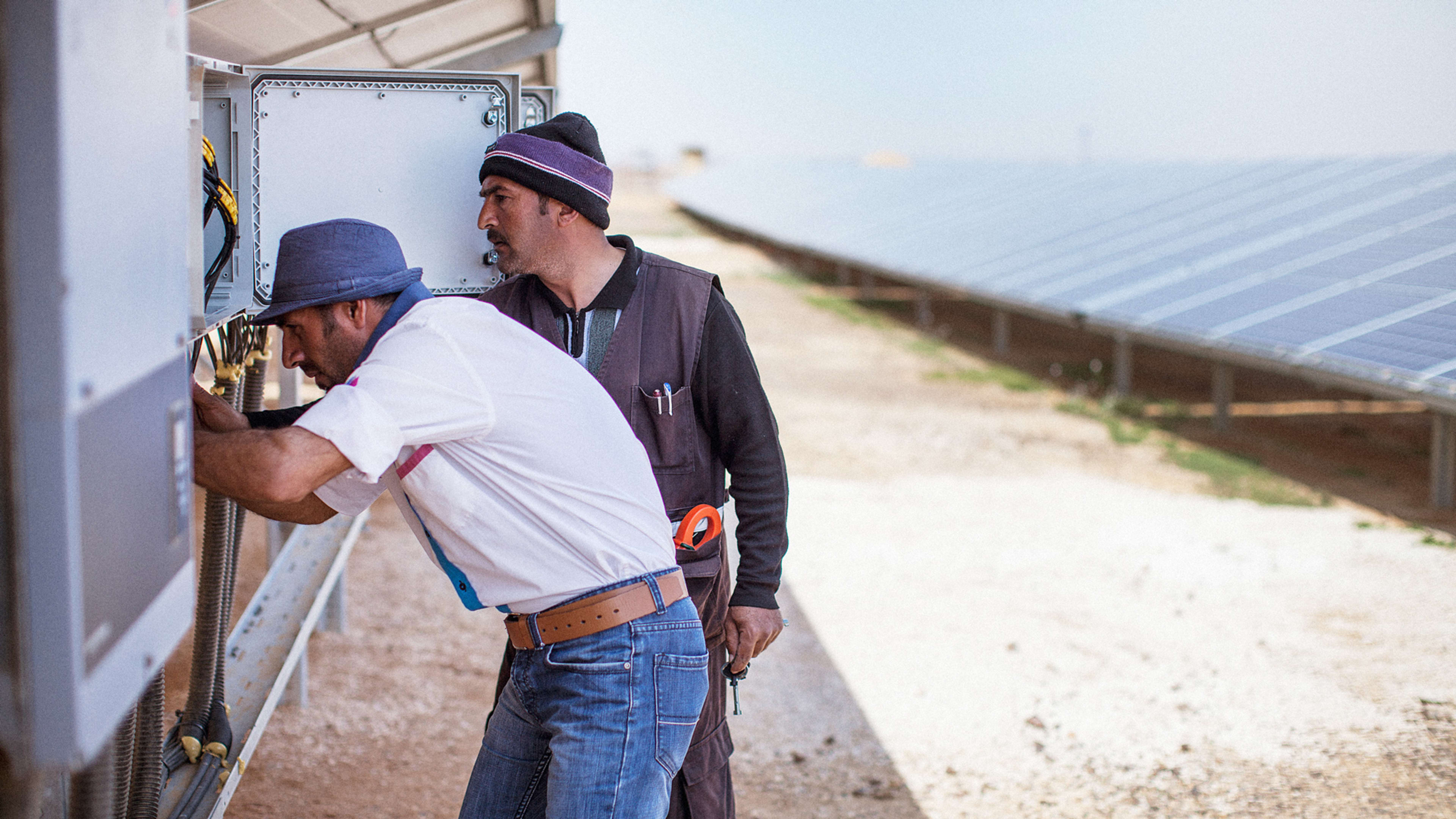 This Refugee Camp In The Jordanian Desert Now Has Its Own Solar Farm