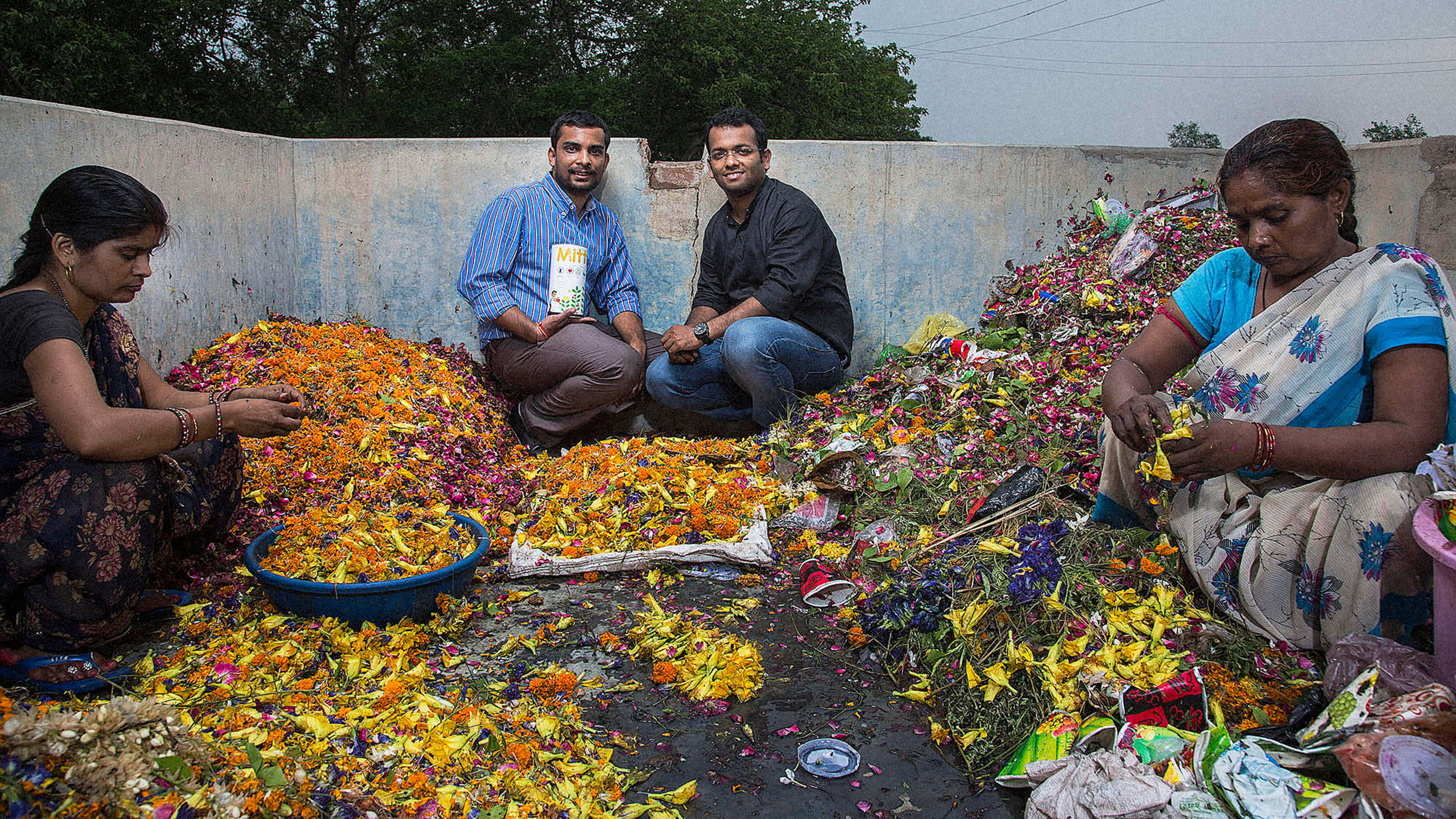 These Indian Entrepreneurs Upcycle Leftover Religious Flowers Into Useful Products