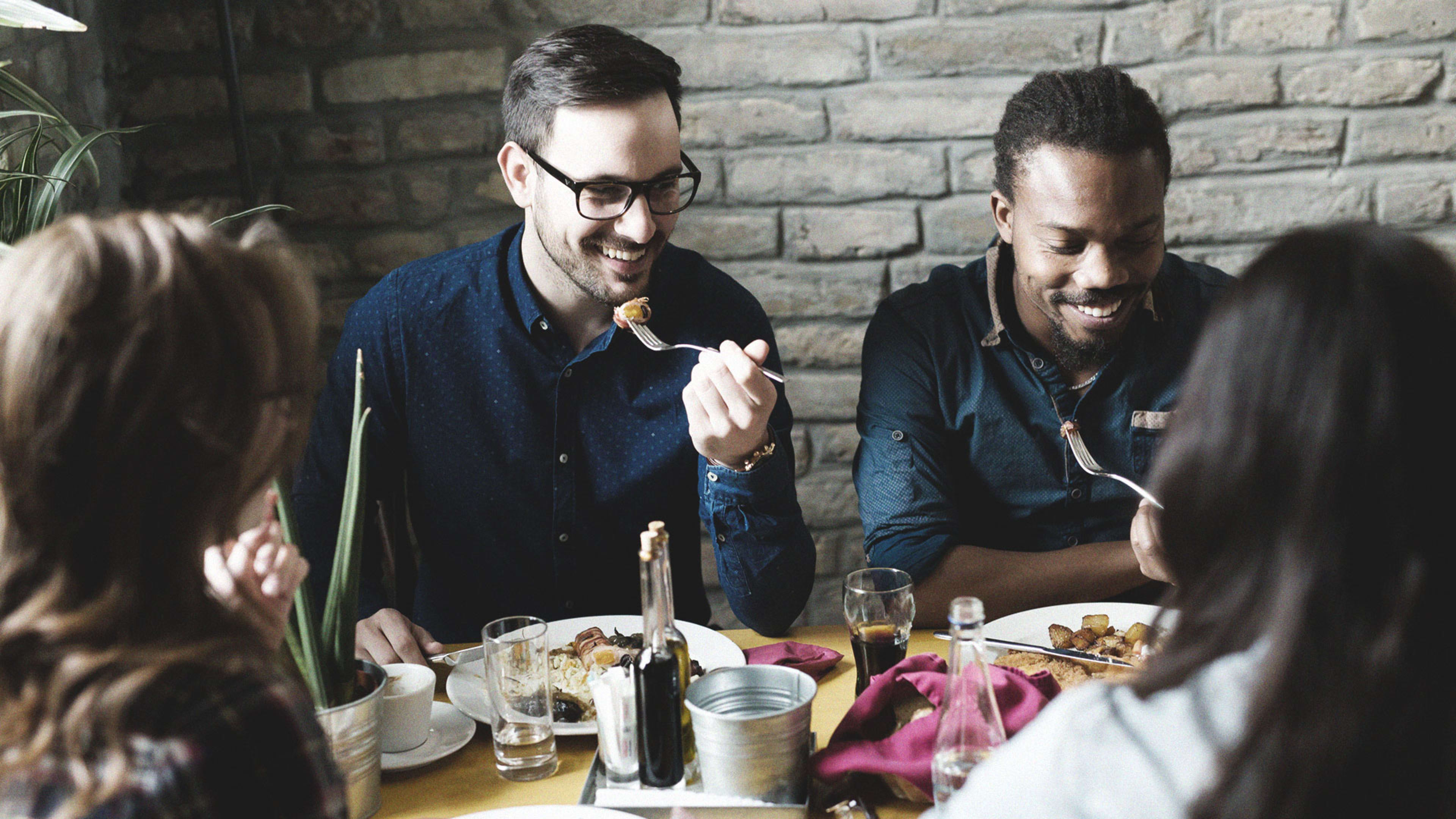 Invited To Lunch With Your Boss’s Boss? Here’s Exactly What To Do