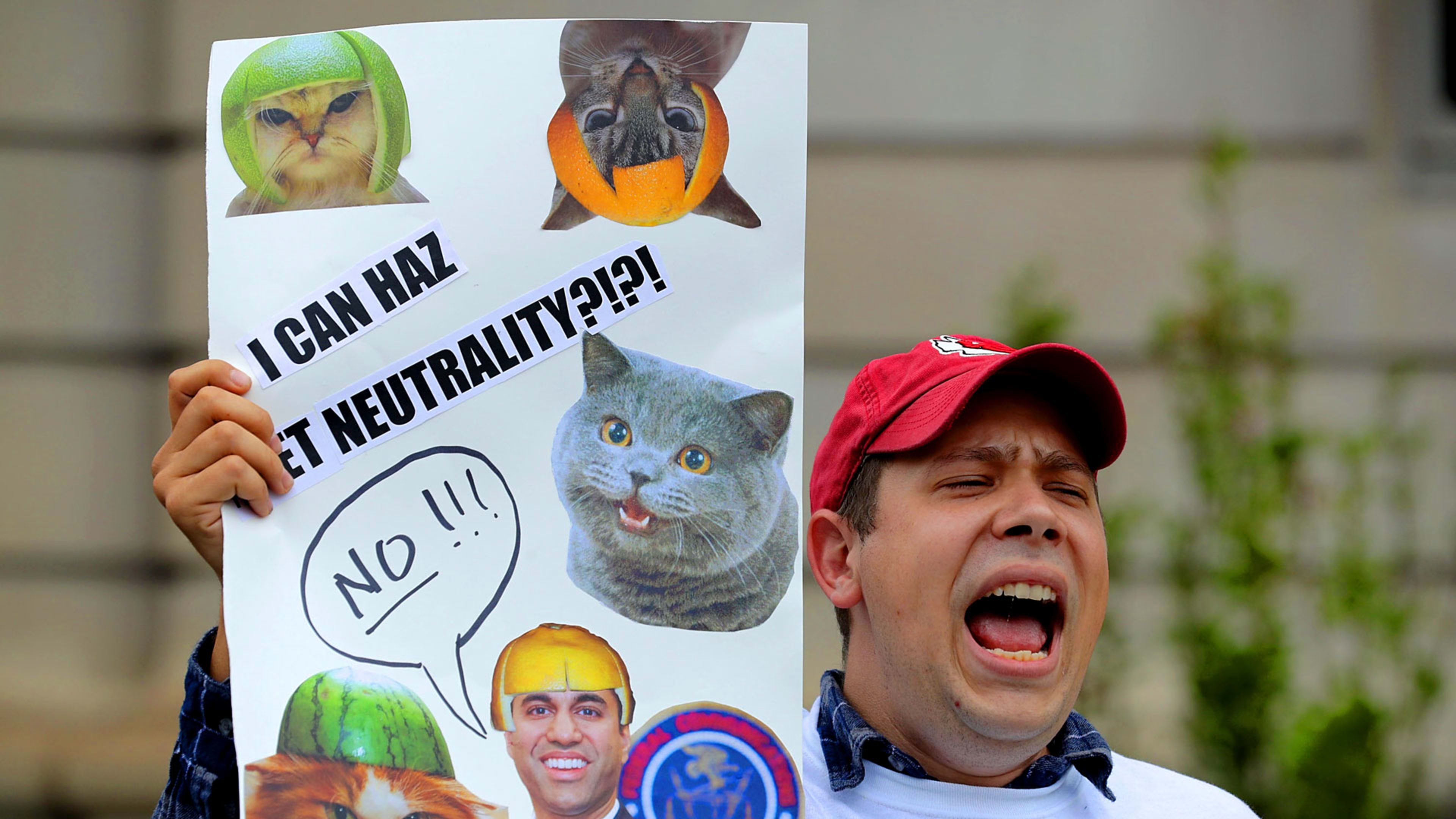 Pro-net neutrality protests are coming to a Verizon store near you
