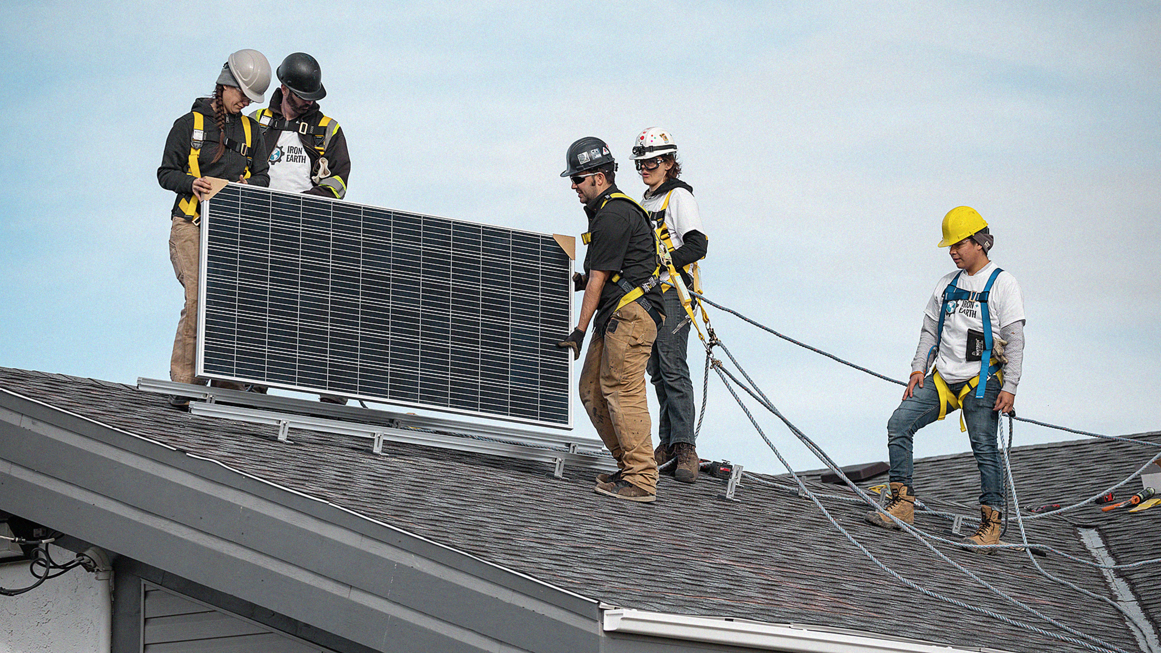 These Oil Industry Workers Now Teach Their Colleagues How To Install Solar