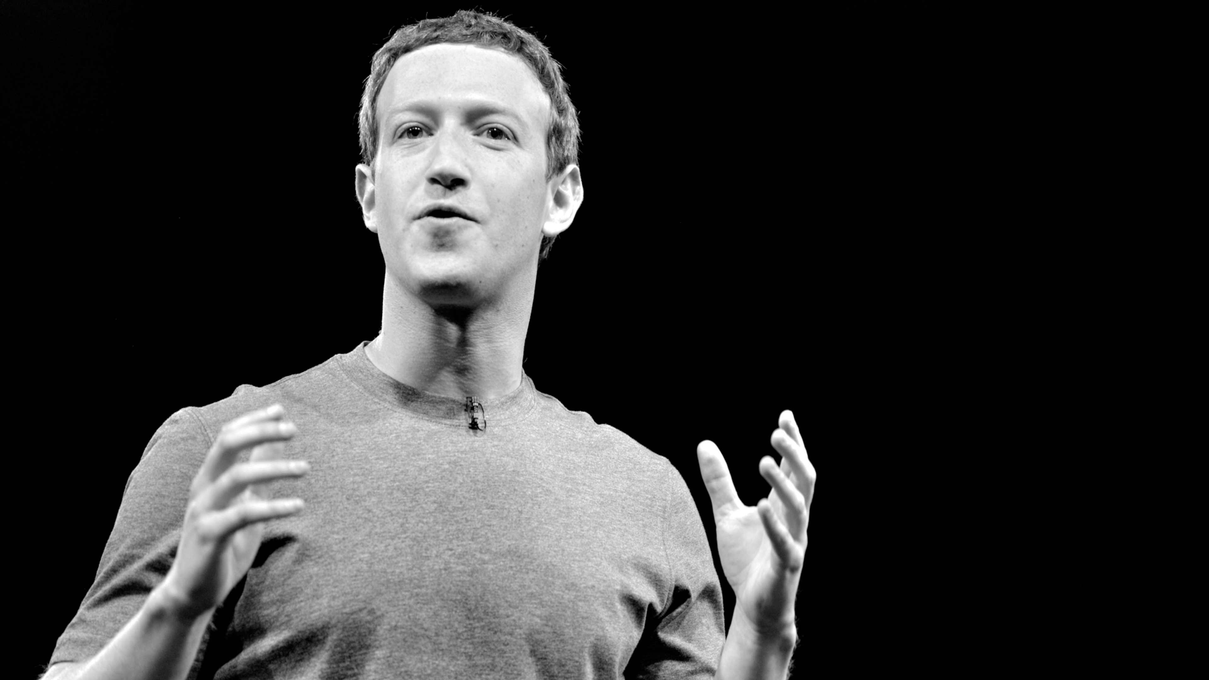 Zuckerberg to address Cambridge Analytica crisis in next 24 hours