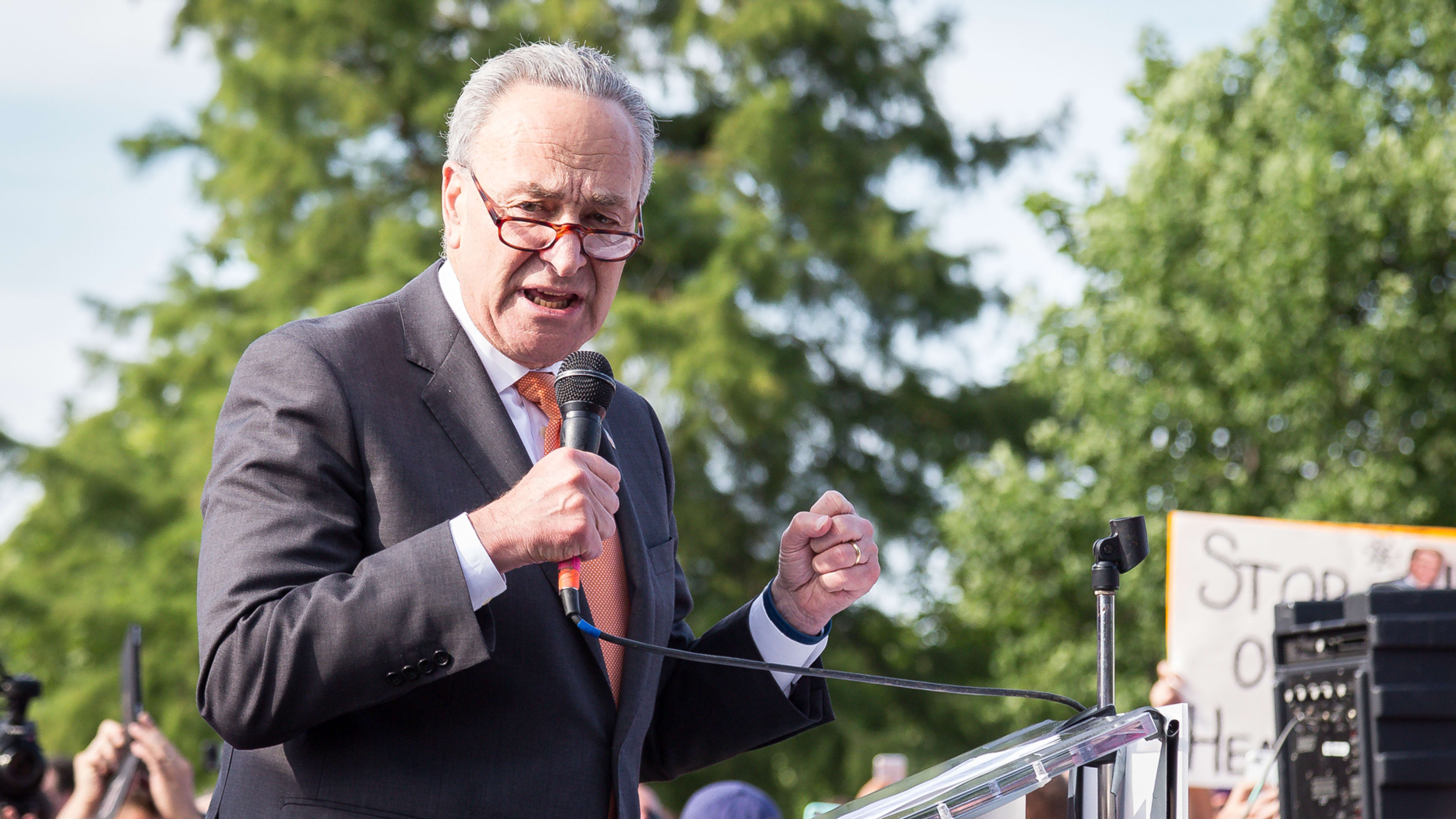 Senator Chuck Schumer: The world would be a “worse place” without Amazon