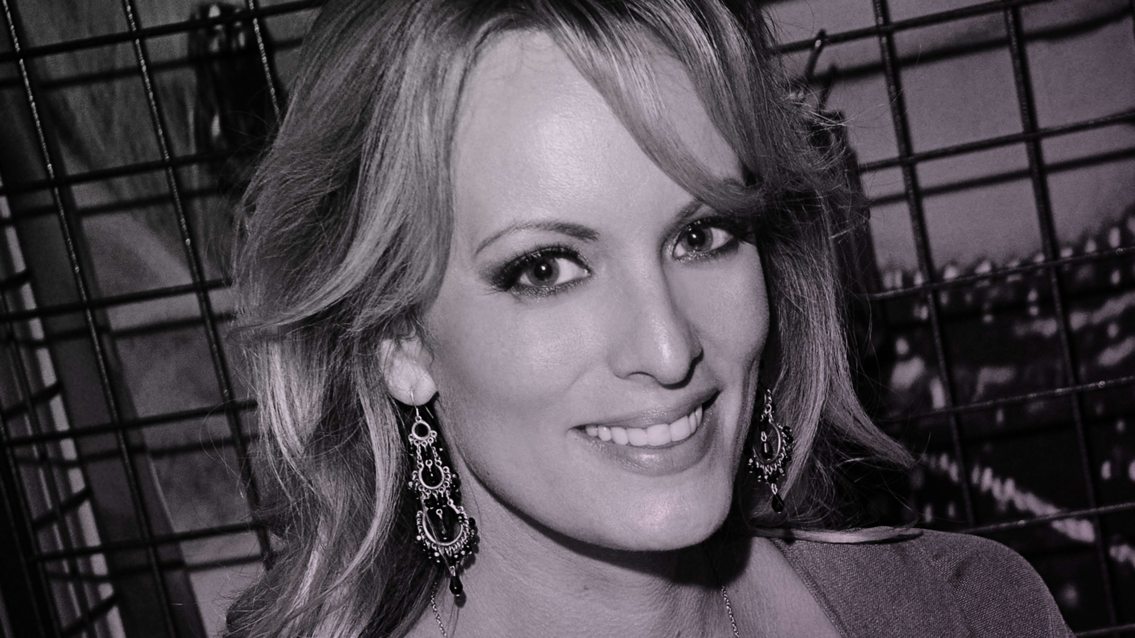 Stormy Daniels sues Trump over “con job” tweet about forensic sketch