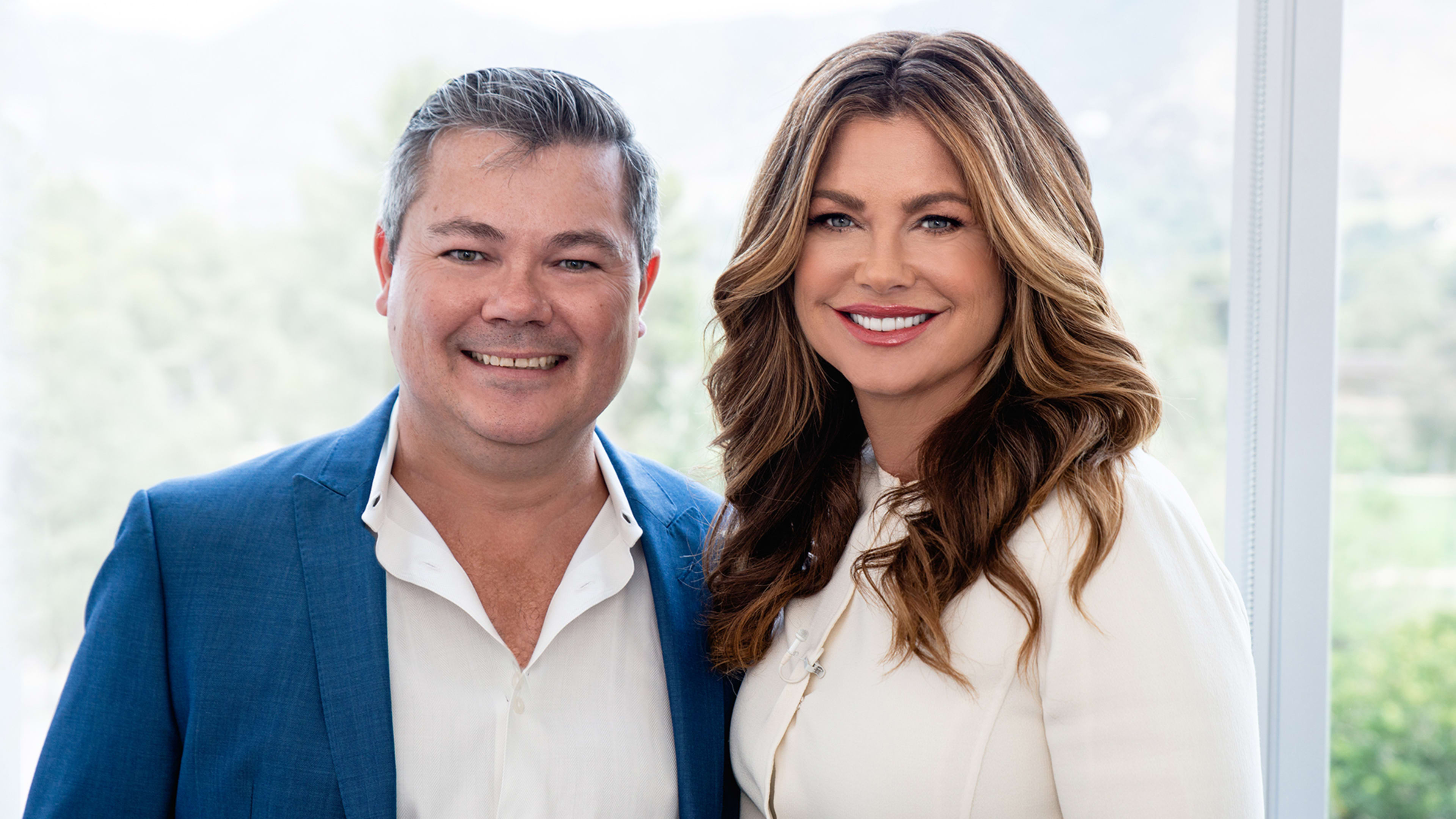 People love Kathy Ireland’s curtains. Will they buy her cannabis products?