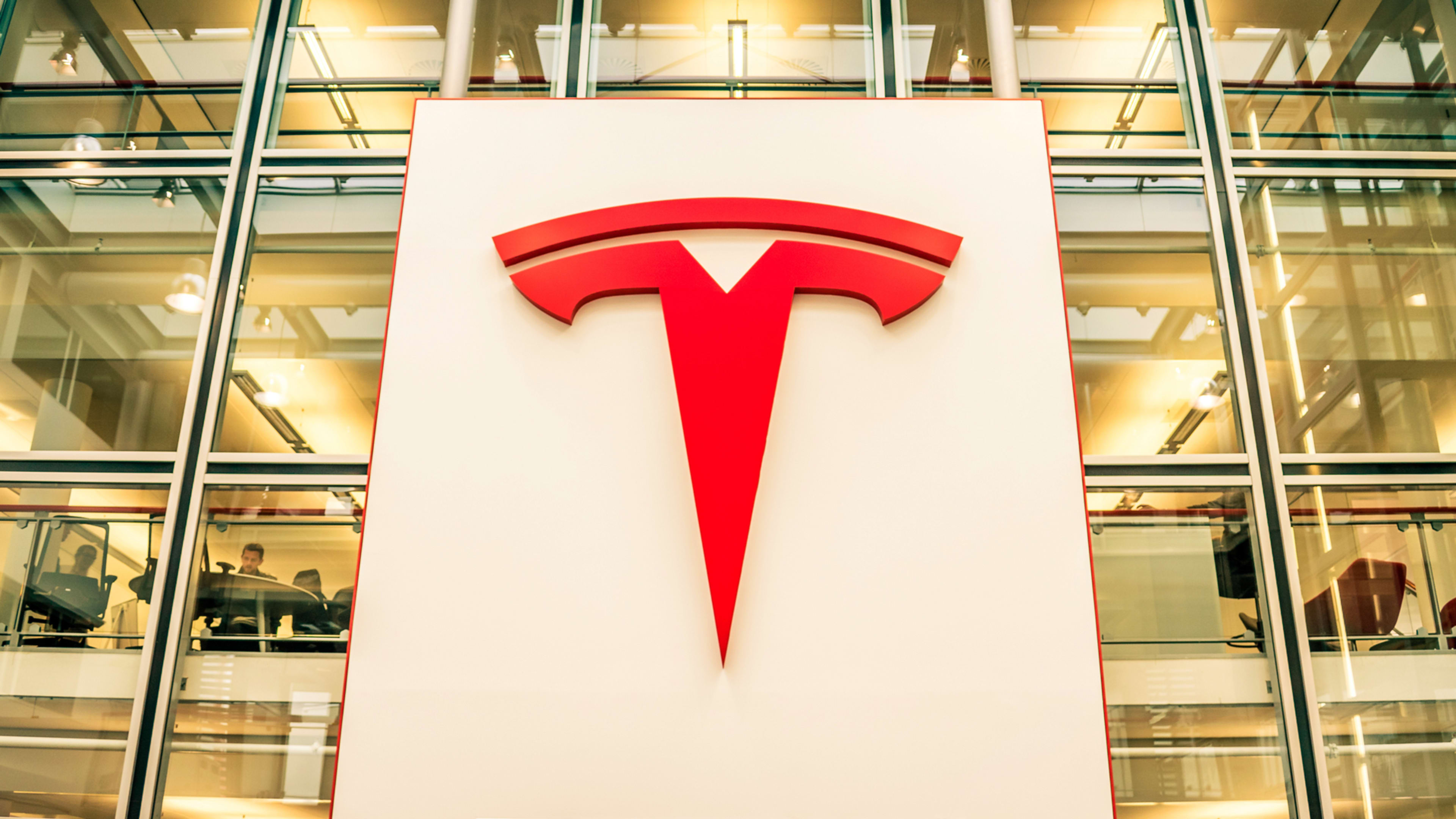 More Elon Musk Twitter fallout: Tesla stock sinks on DOJ reports