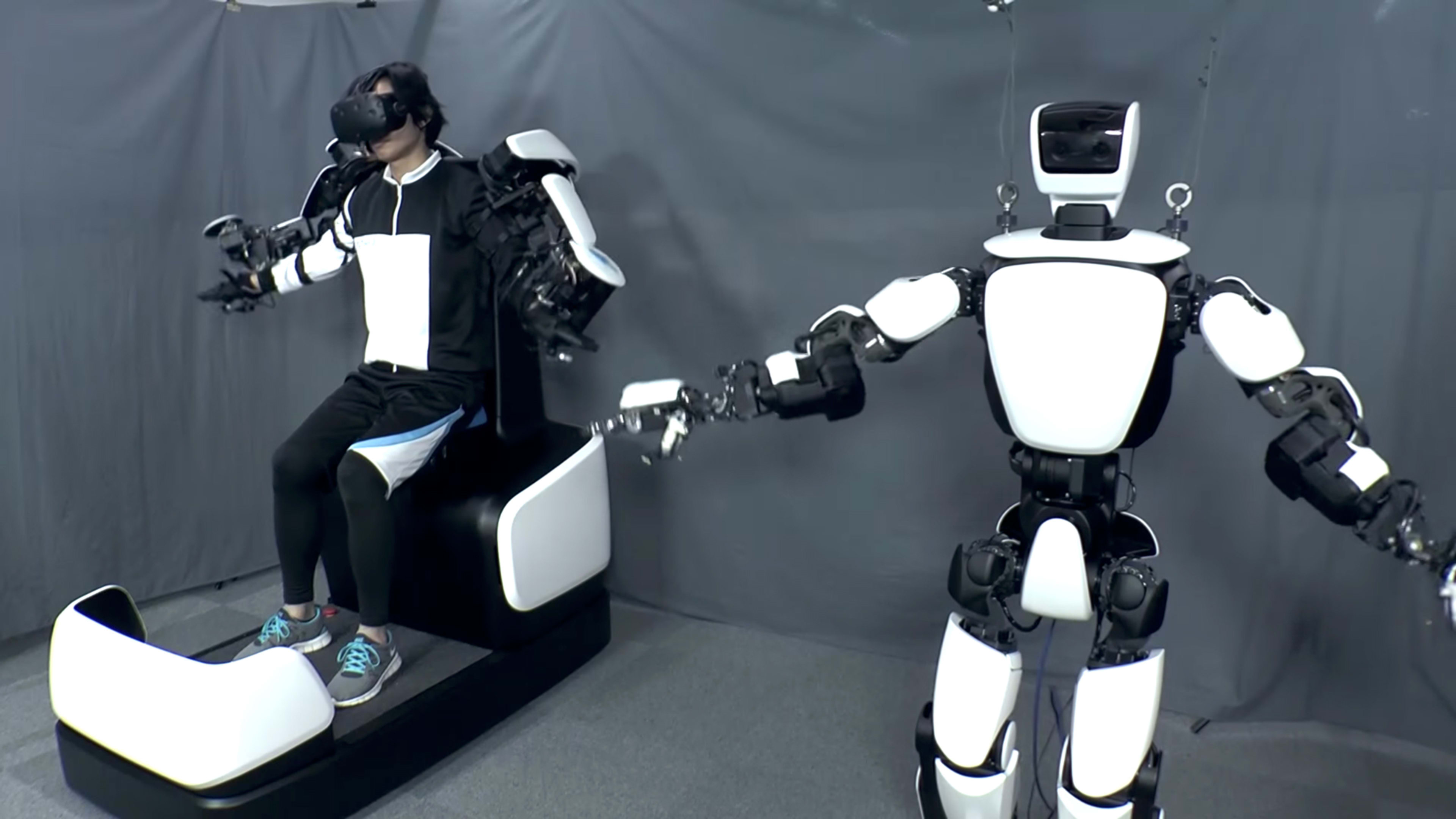 Watch man and robot merge Avatar-style thanks to 5G
