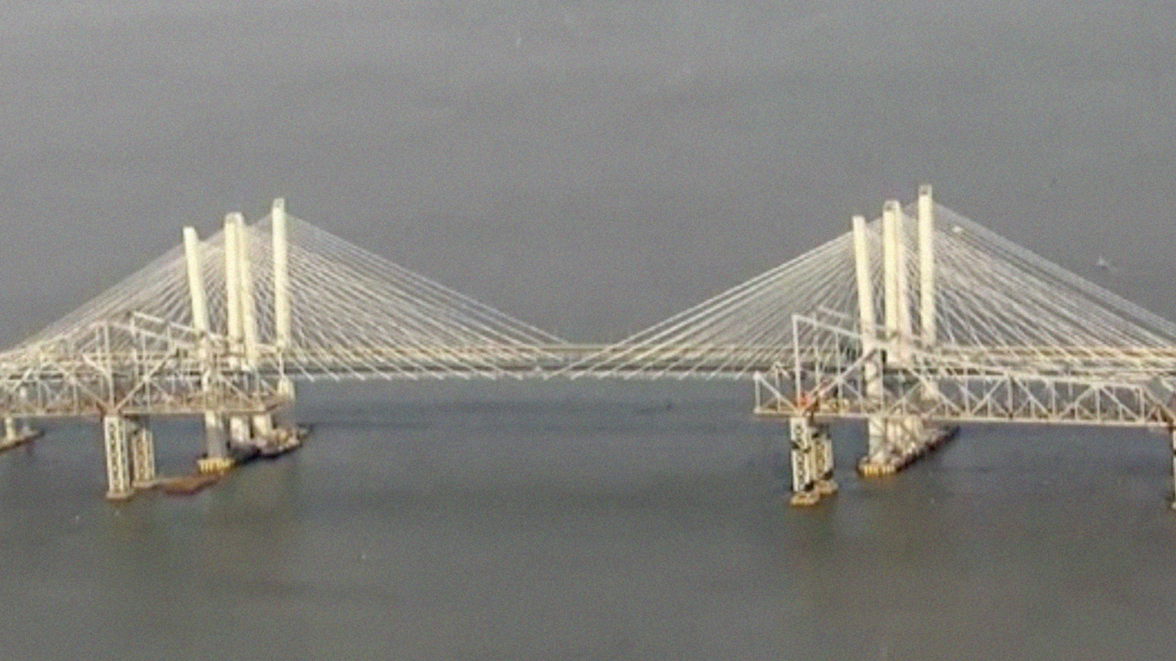 You know you want to watch the Tappan Zee Bridge explode