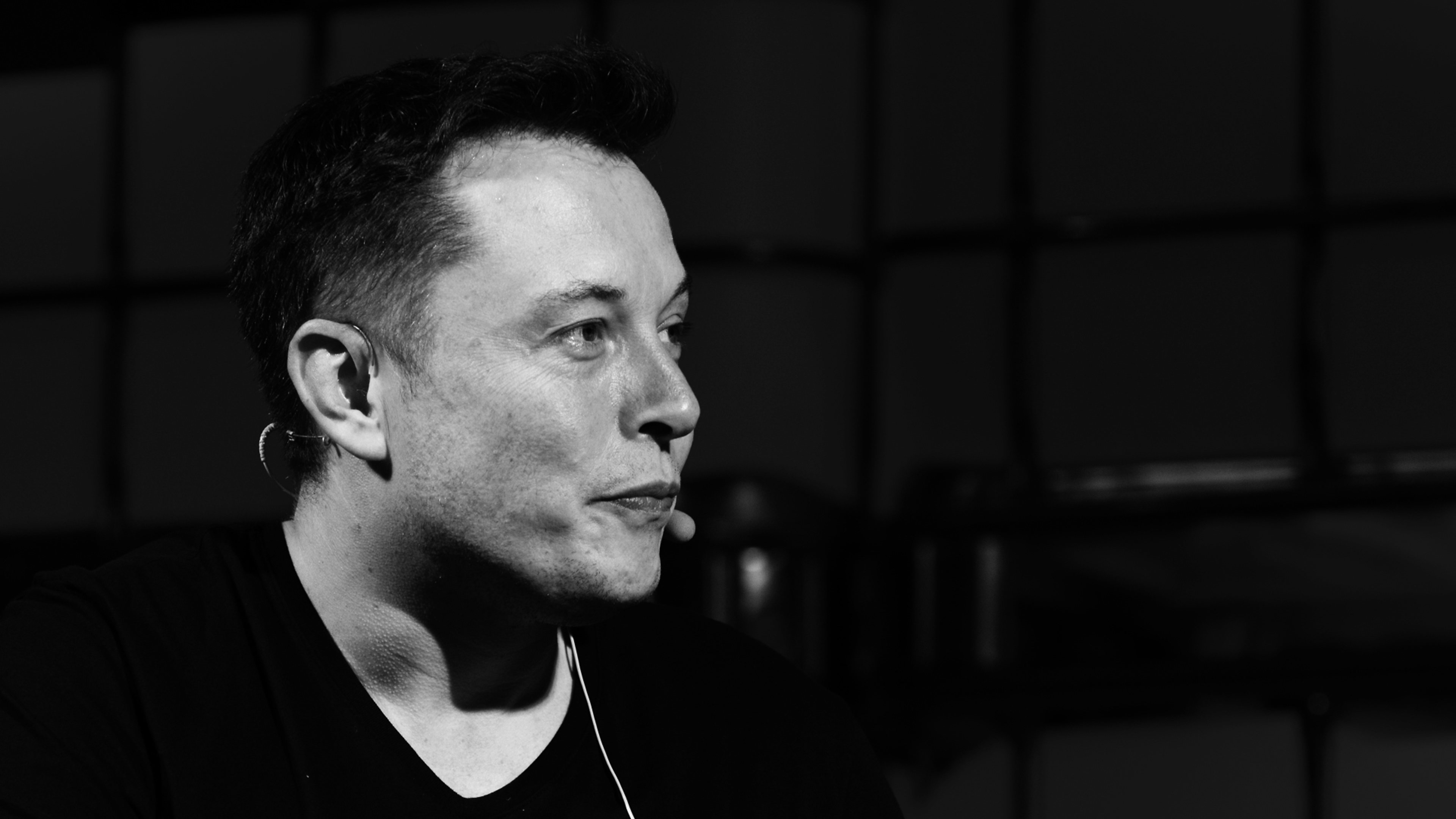 Elon Musk should be held in contempt for tweet, SEC tells judge