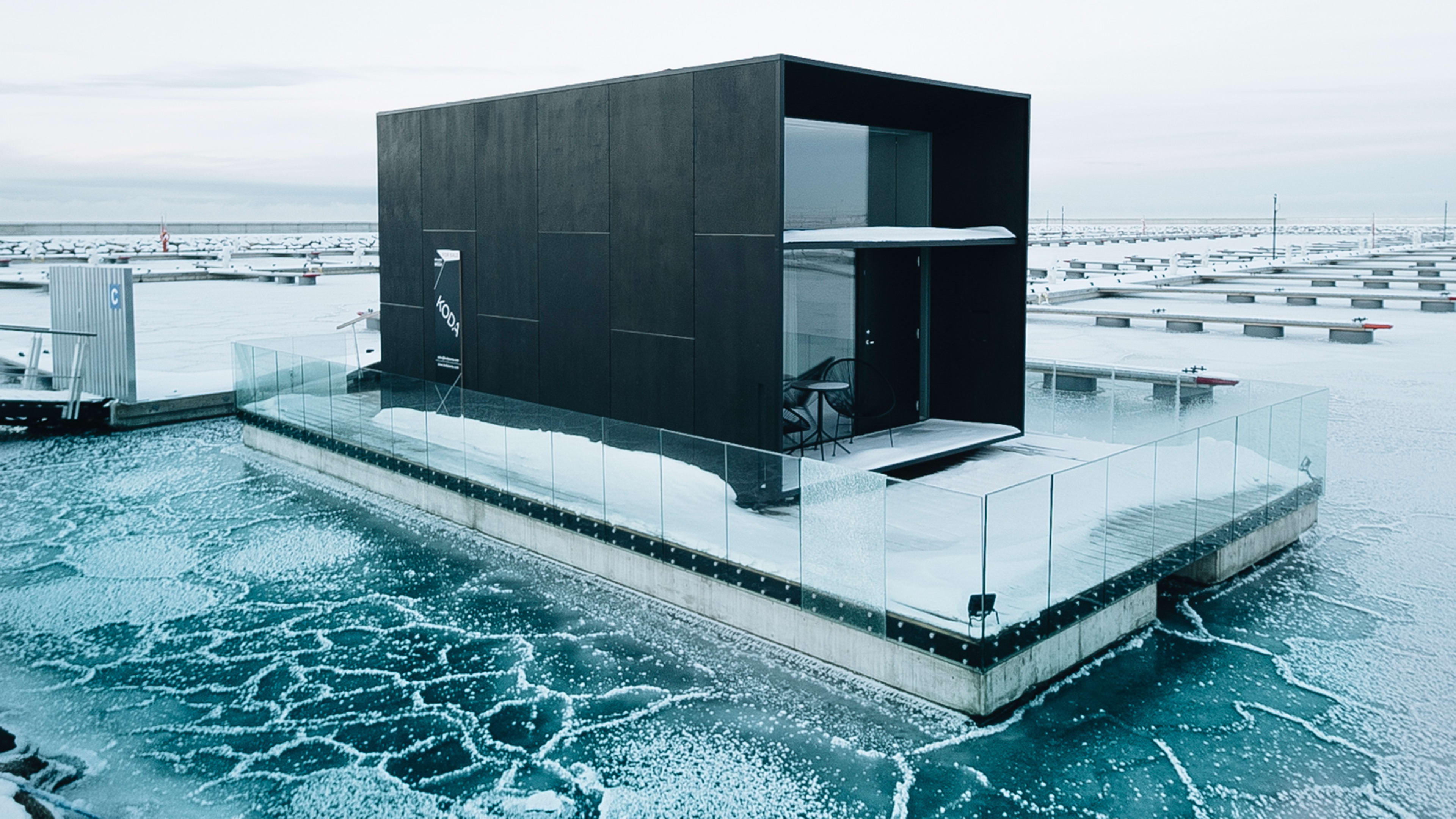 This floating house is climate apocalypse-ready