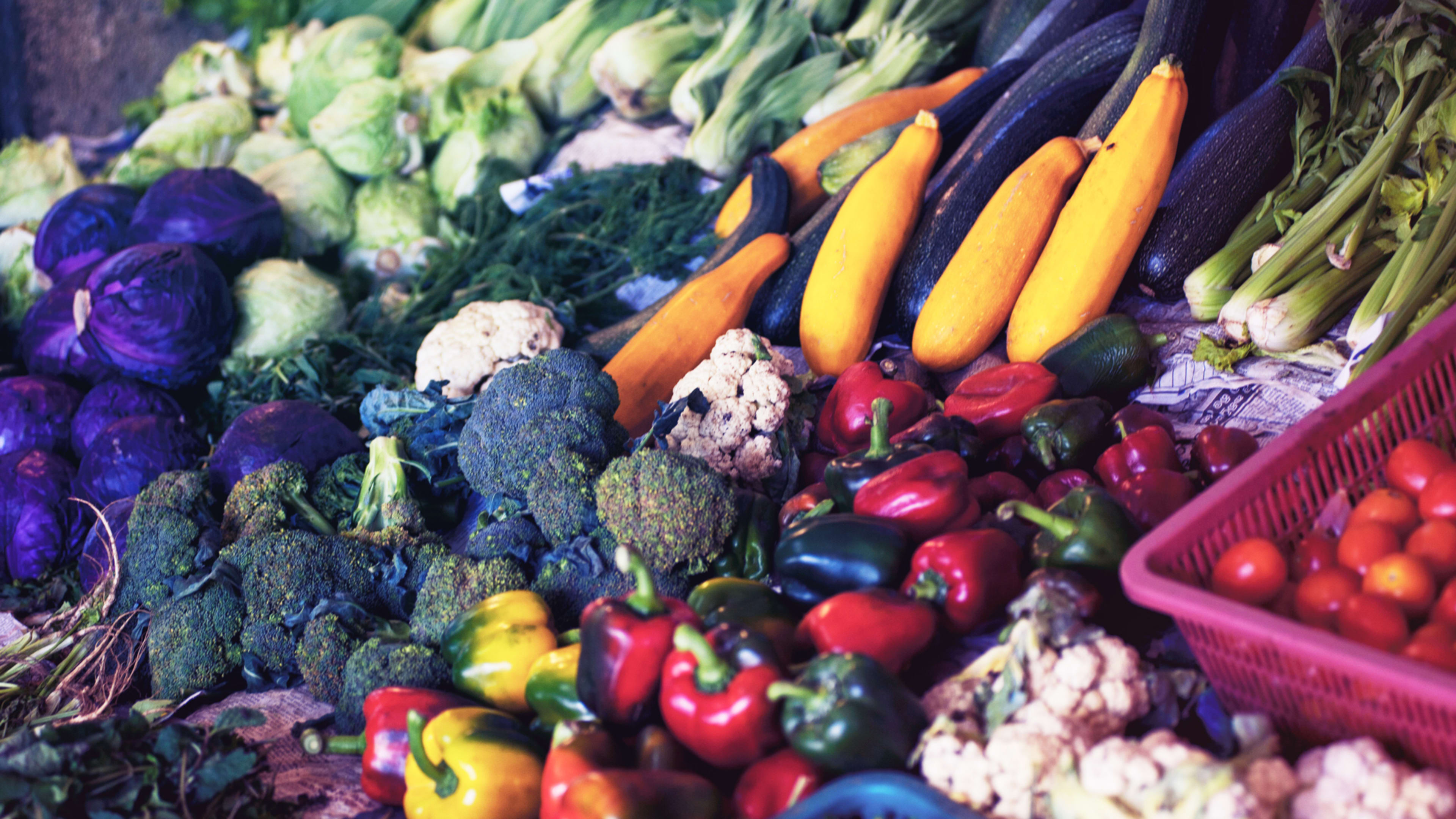 “Prescribing” fruits and veggies would save $100 billion in medical costs