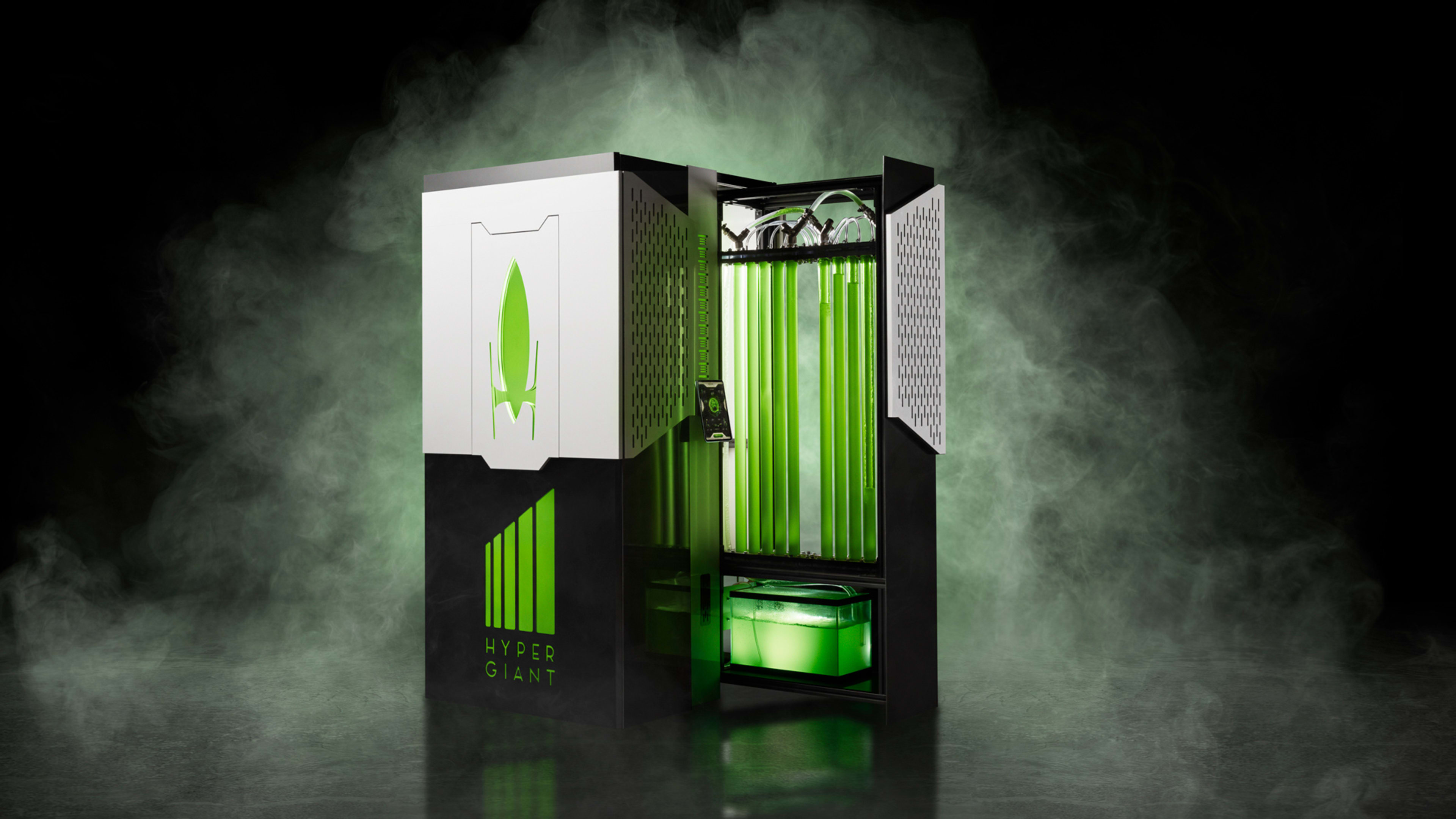 This ‘personal carbon sequestration’ device uses algae to remove CO2 from the air