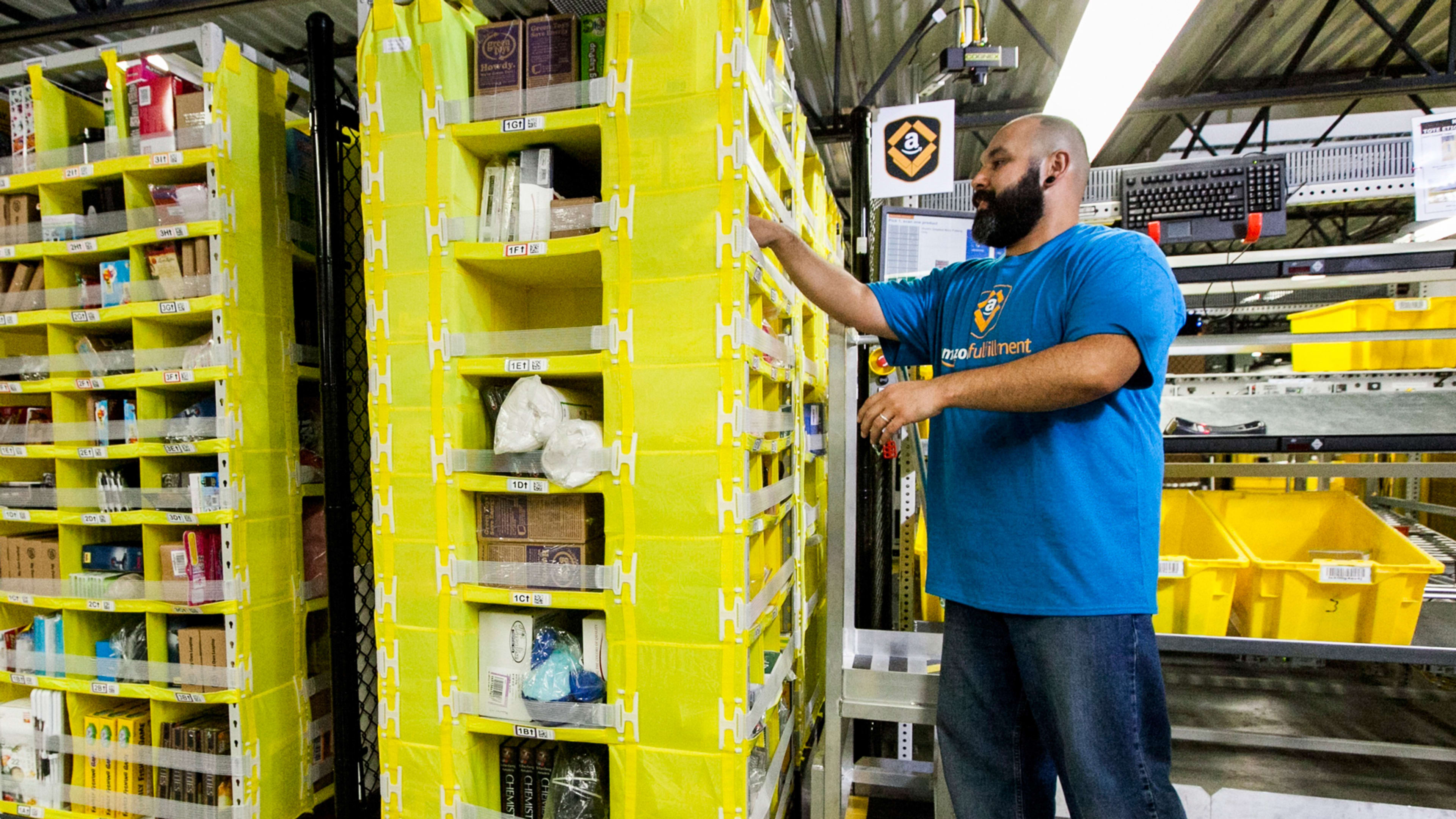 Amazon is hiring 30,000 permanent workers on September 17