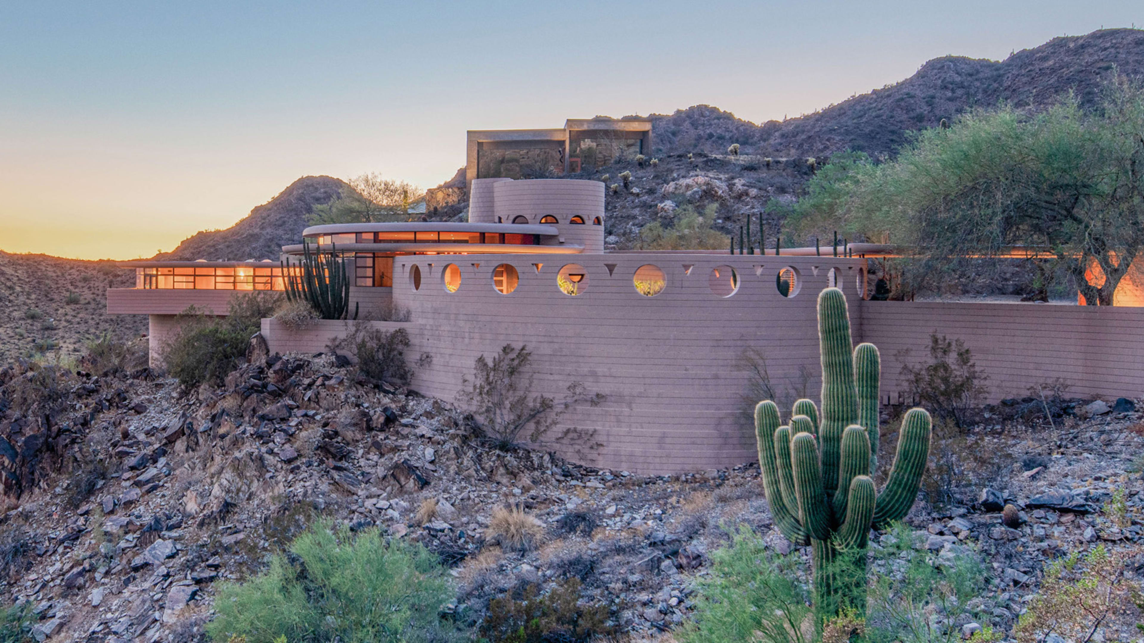 Frank Lloyd Wright’s last home is being sold at auction with no minimum