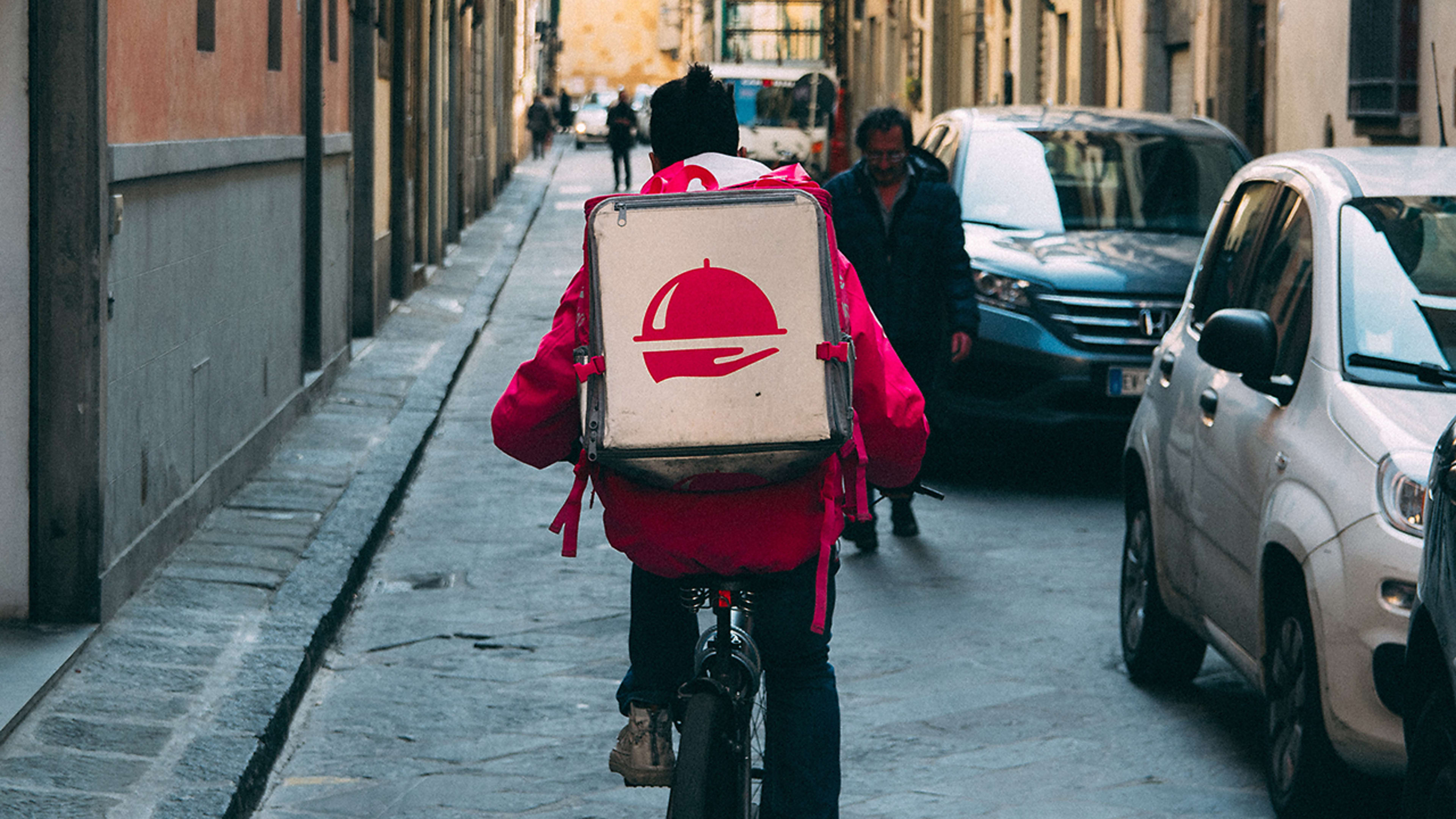 Here’s what you should tip Uber, DoorDash, and Instacart workers