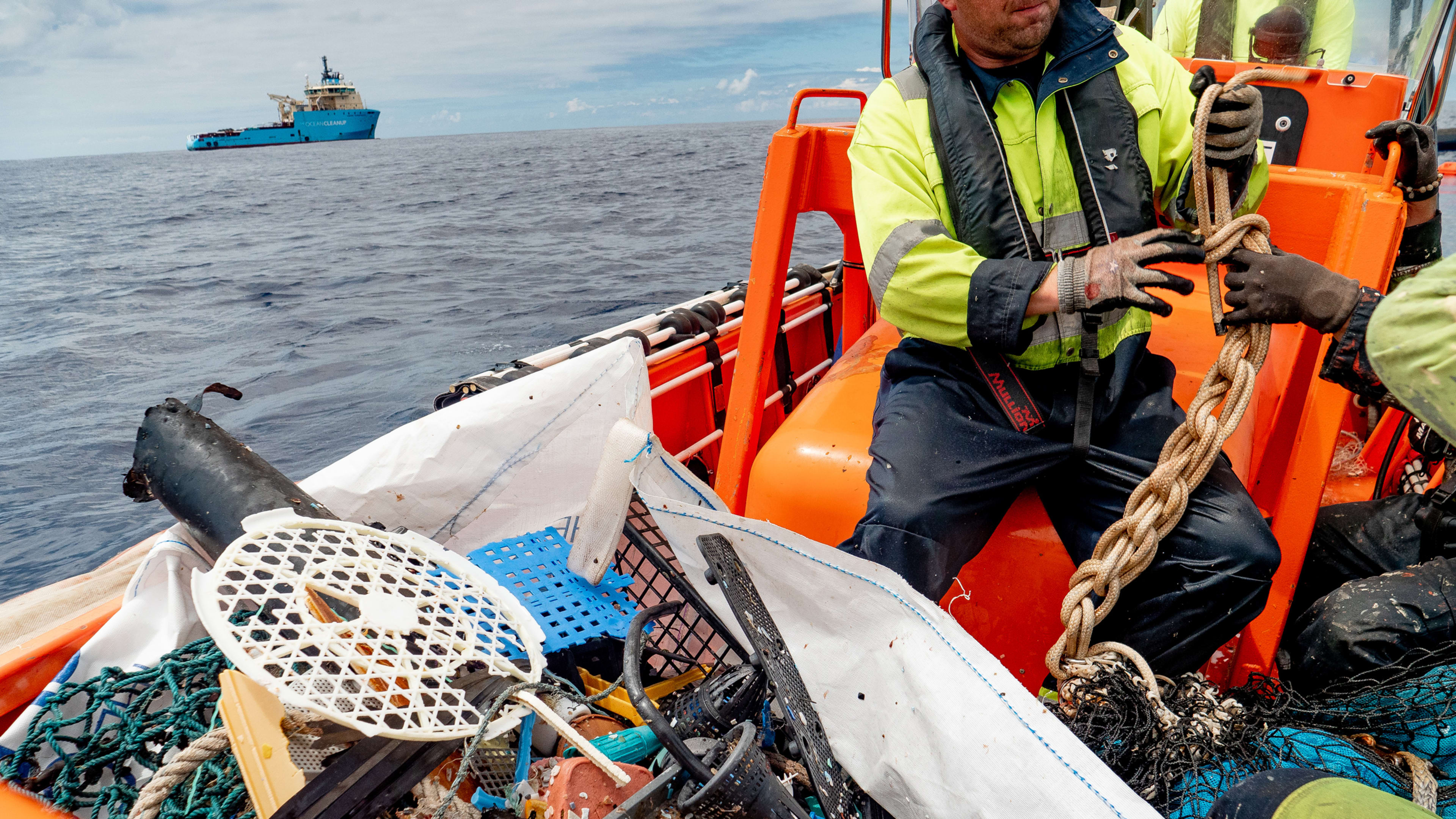 The Ocean Cleanup device has returned from the Pacific Garbage Patch with its first load of plastic