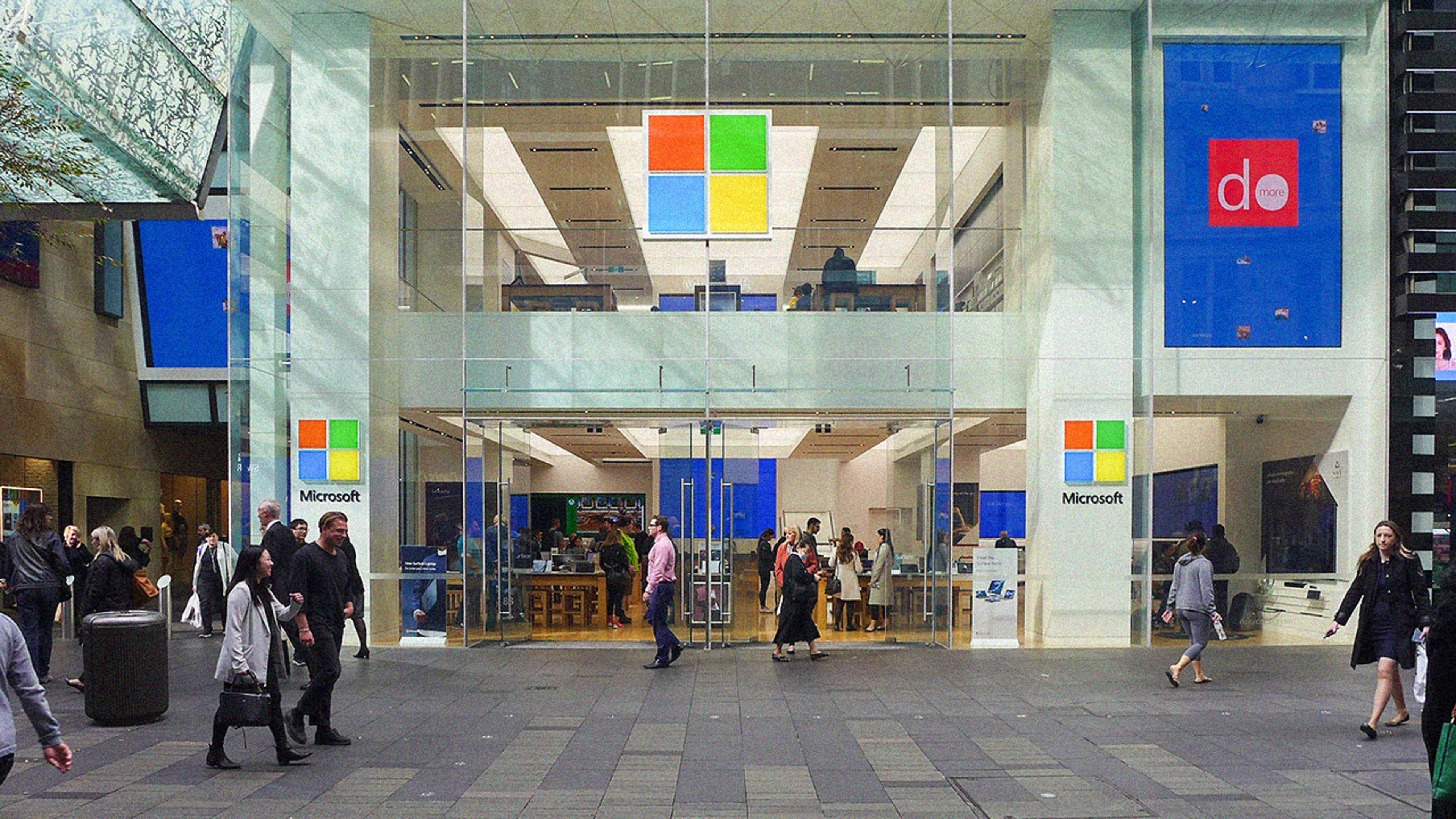 Microsoft joins the list of retail casualties with plan to close almost every store