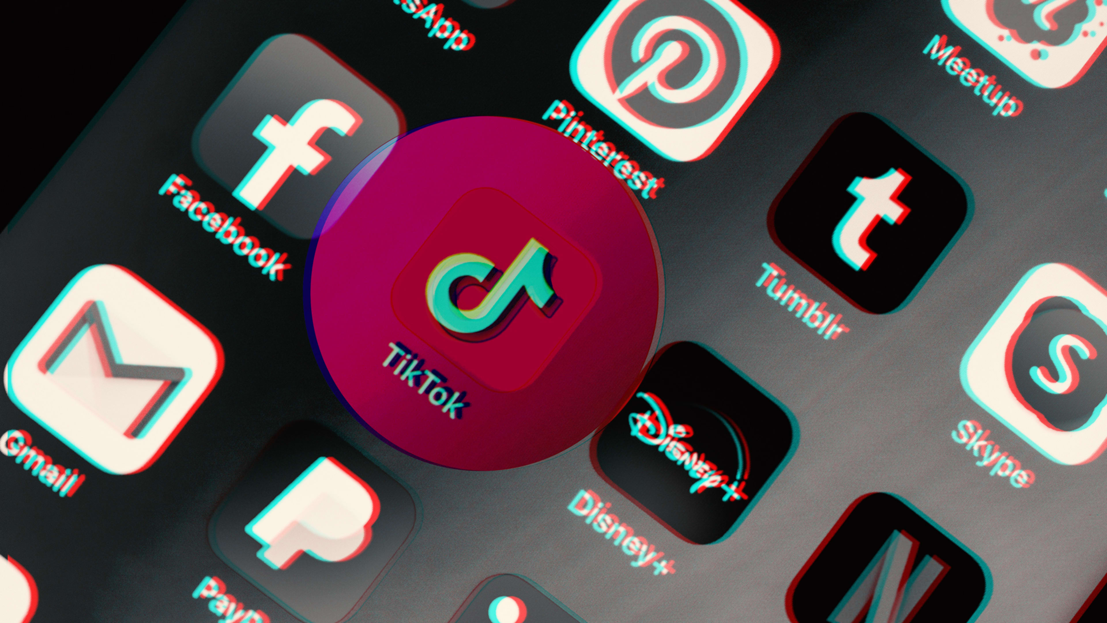 Amazon tells employees to take TikTok off their phones: report (Then says it didn’t mean to tell them that)