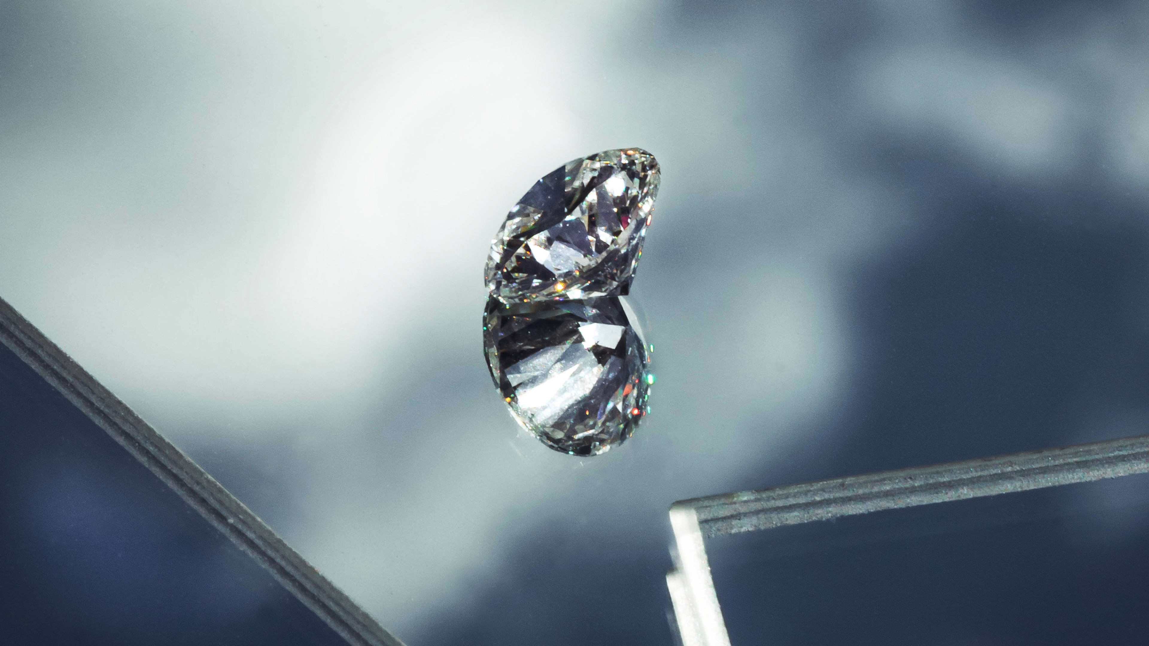 These diamonds are made of CO2 sucked from the air
