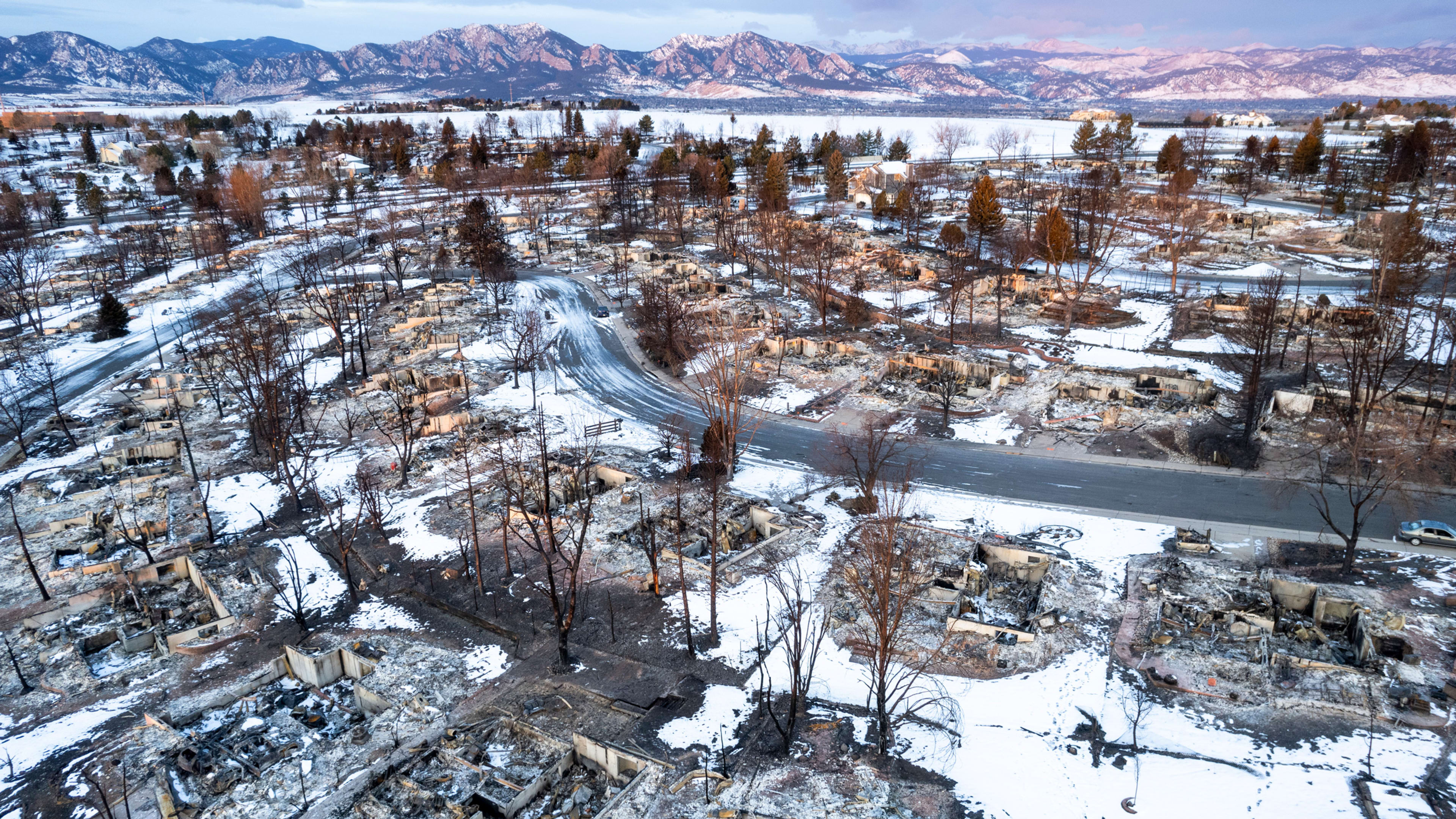9 incredibly practical ways to protect your home from a wildfire