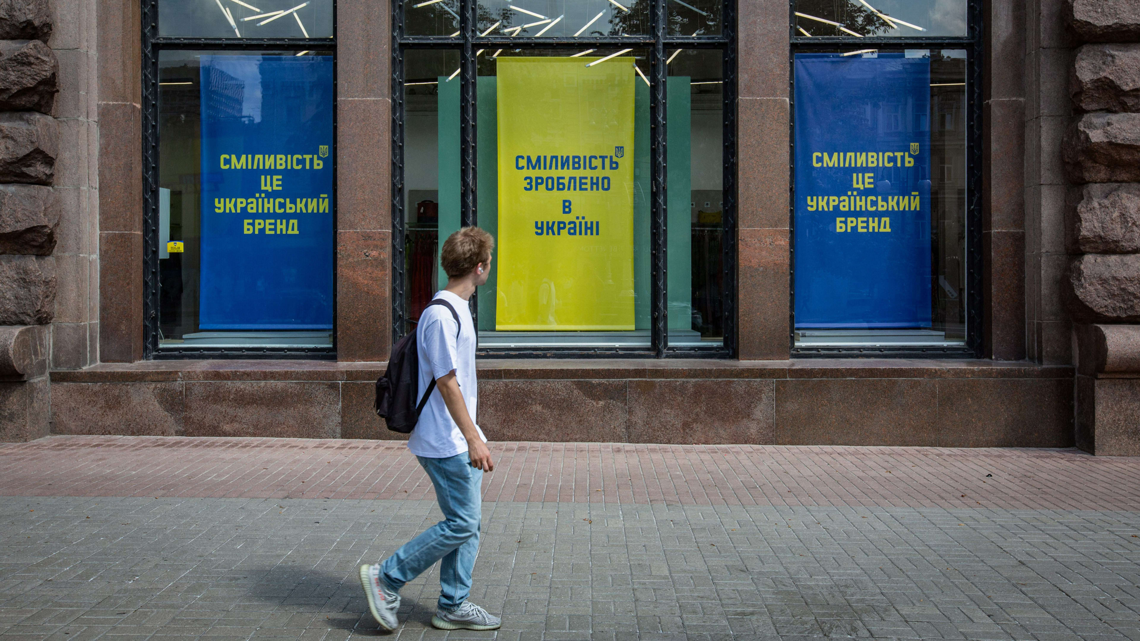 With ‘bravery’ as its new brand, Ukraine is turning advertising into a weapon