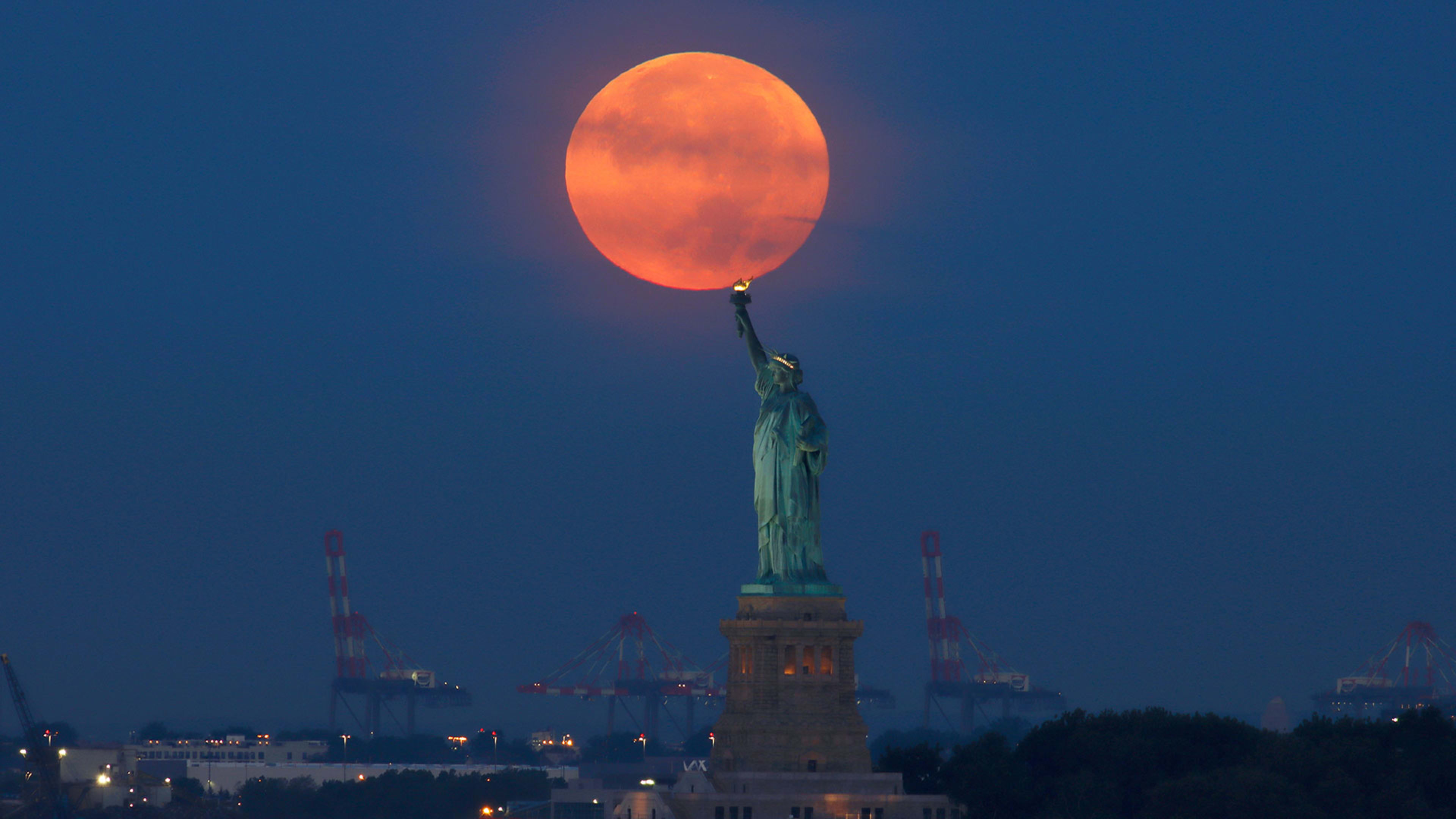Harvest moon 2023: How and when to view the last supermoon of the year