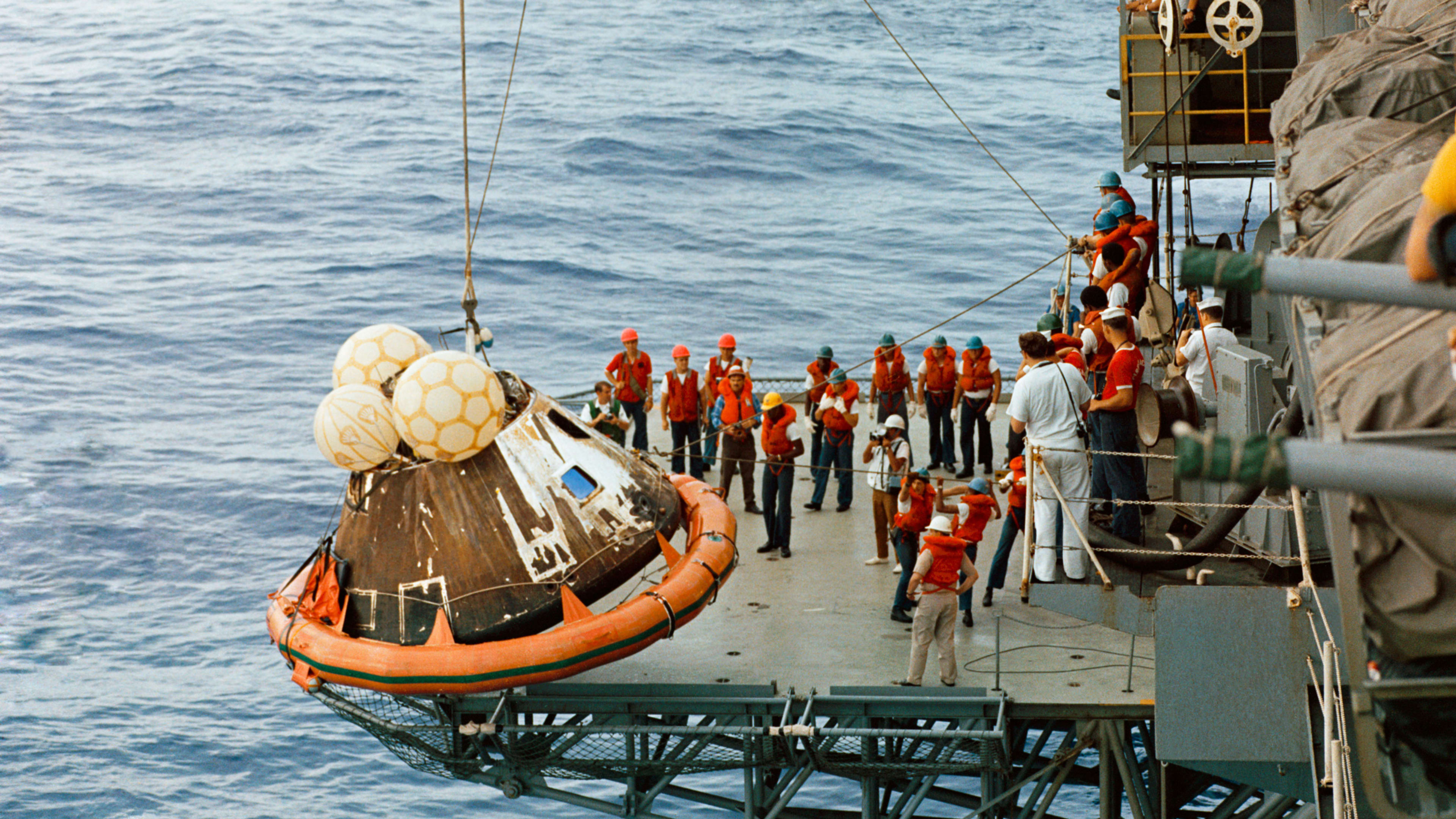 What leaders can learn from the Apollo 13 rescue