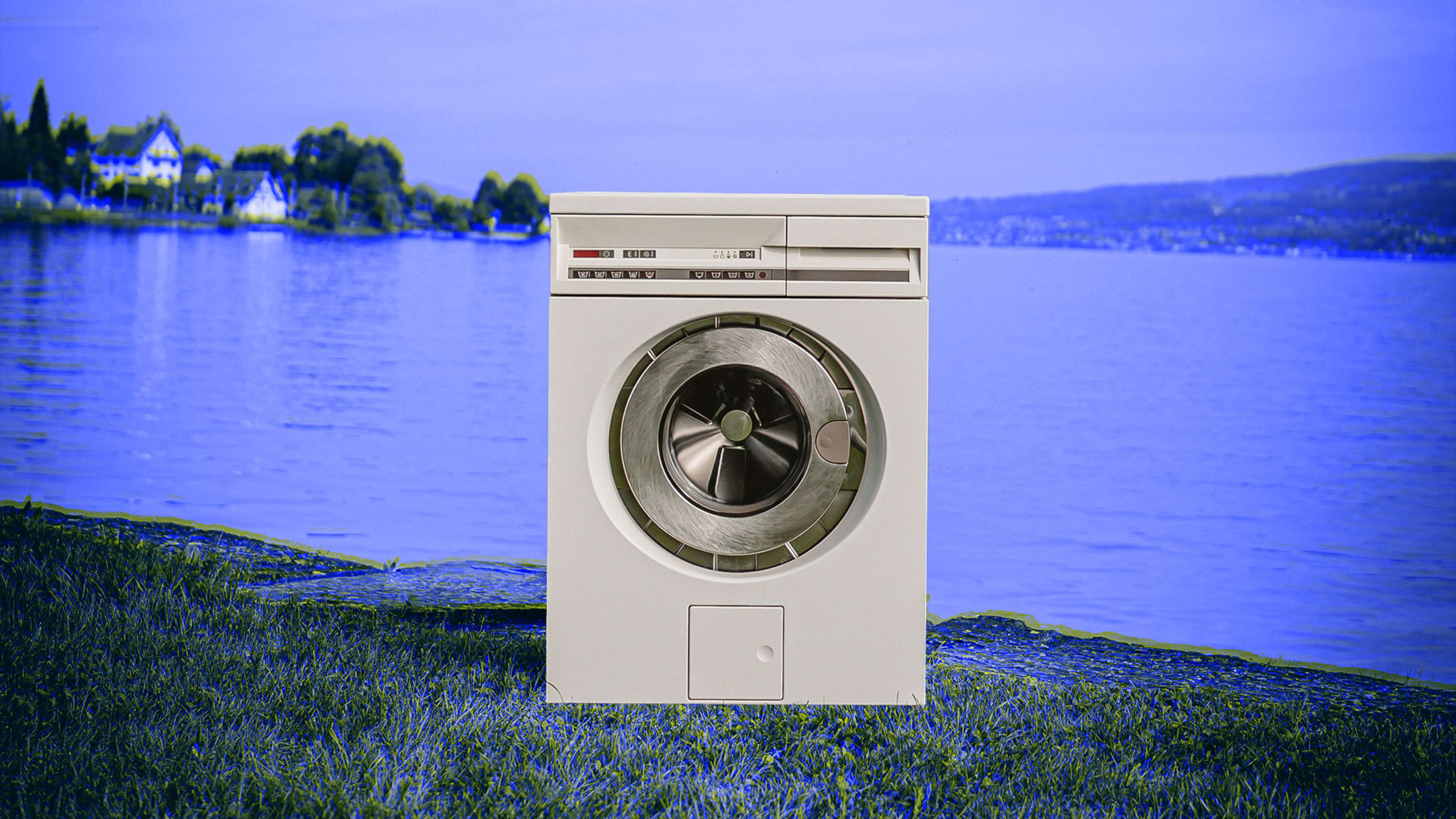 Renttoown appliance king Aaron’s Company stock plunges