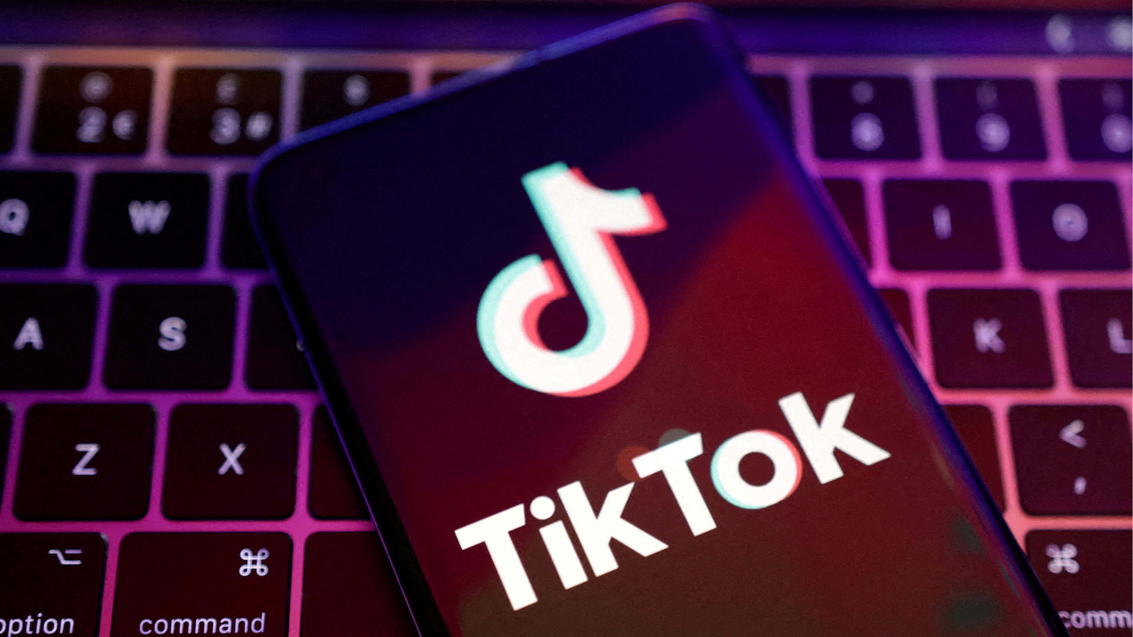 Congress to ByteDance: Divest from TikTok or get banned from app stores