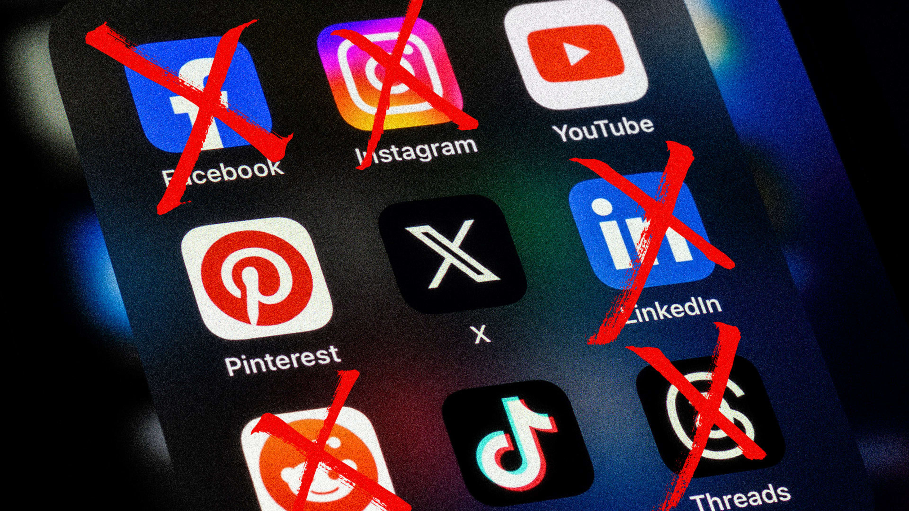 Social media’s bad week: Outages at Facebook, Instagram, Threads, LinkedIn, Reddit, and Truth Social