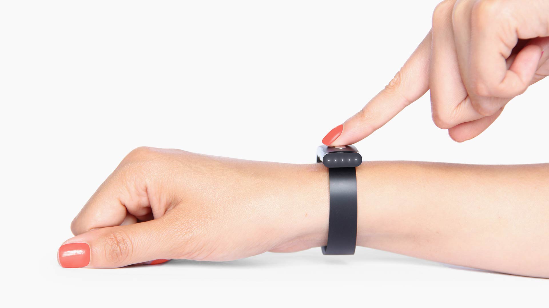 Unlock Your Car Or Computer With This Heartbeat-Tracking Wristband ...
