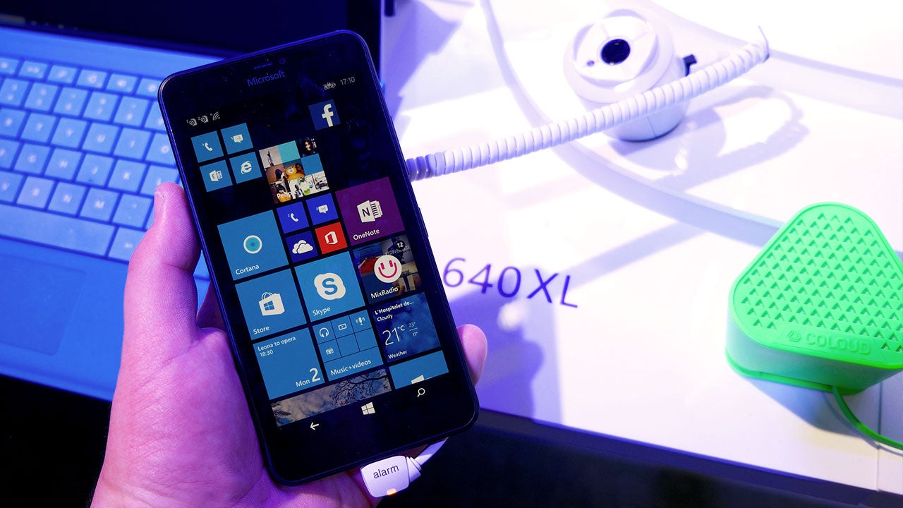 Here's How Windows 10 Plans To Hit 1 Billion Devices In 3 Years - Fast ...