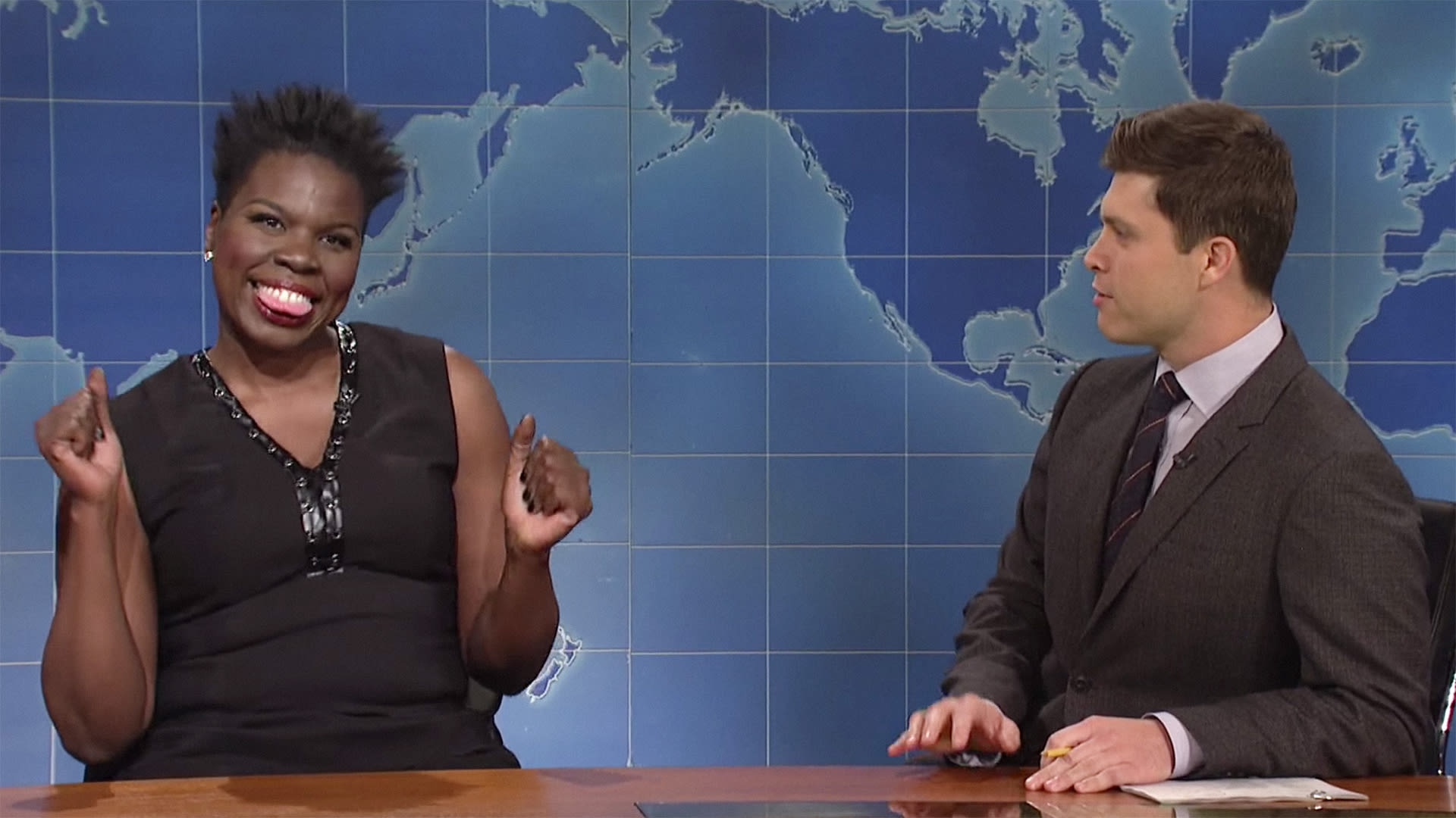 Leslie Jones Hilariously Takes On Her Twitter Trolls And Hackers On